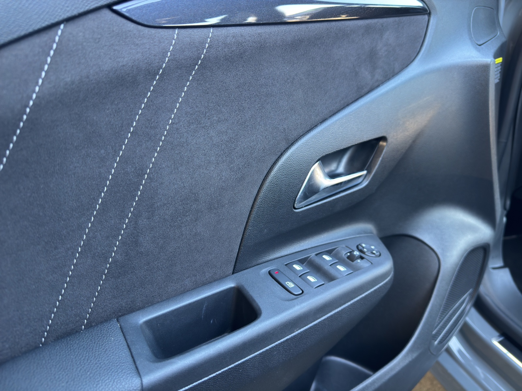 listing desktop thumbnail image 21