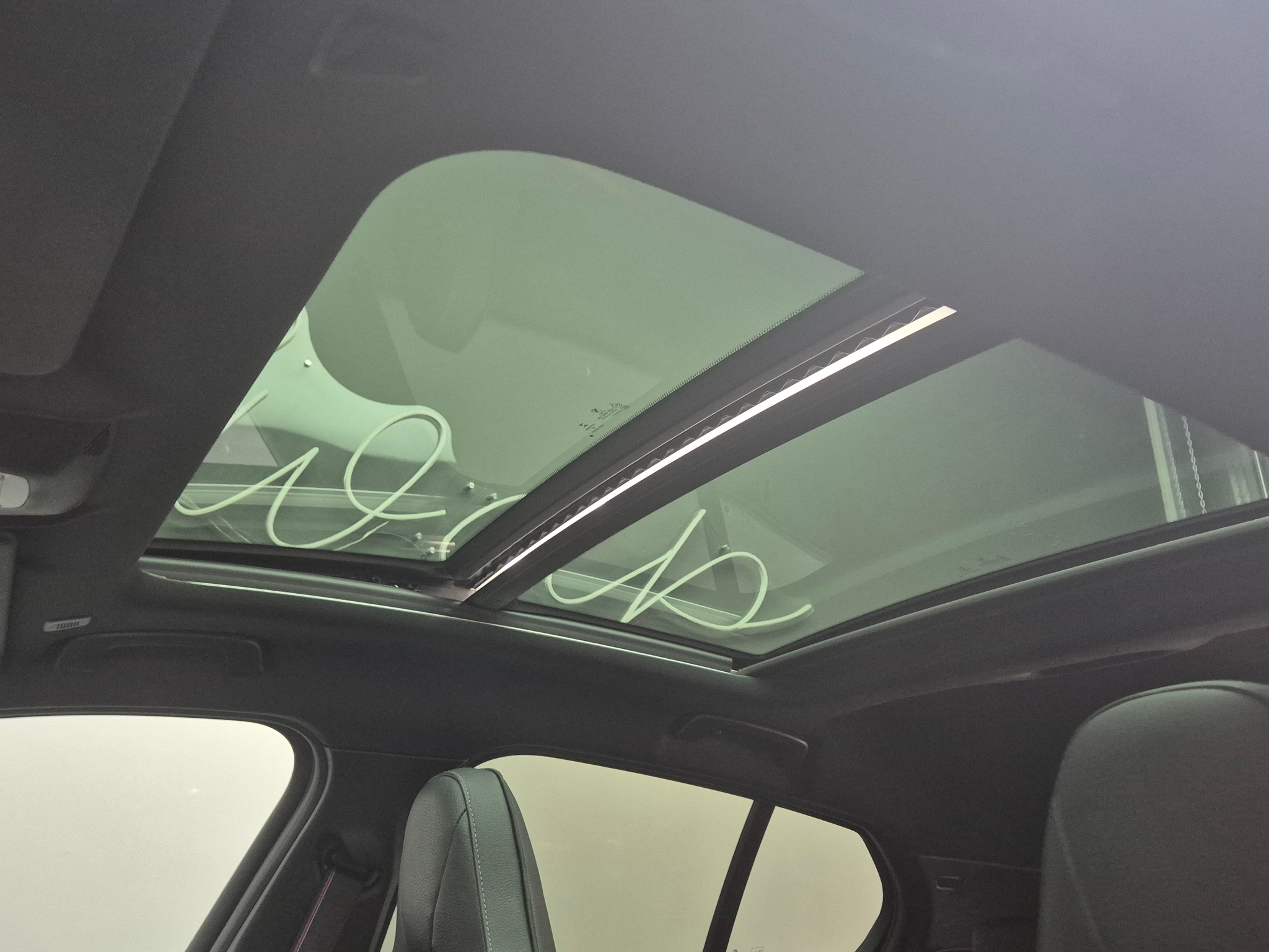 listing desktop thumbnail image 15