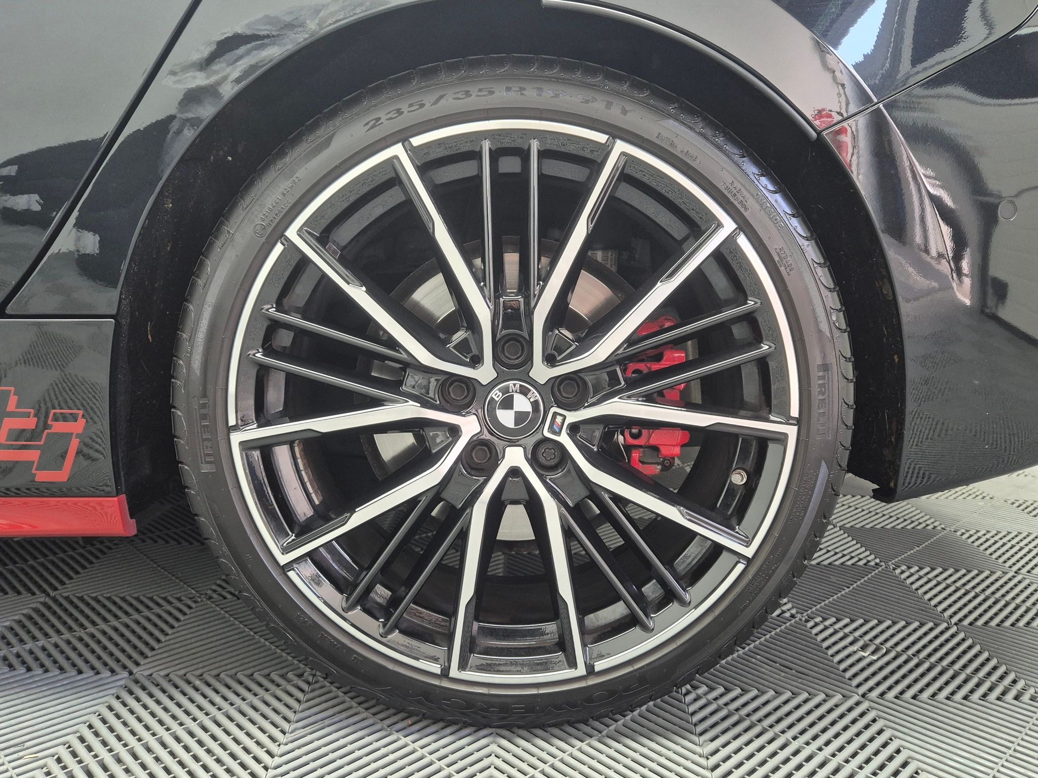 listing desktop thumbnail image 28