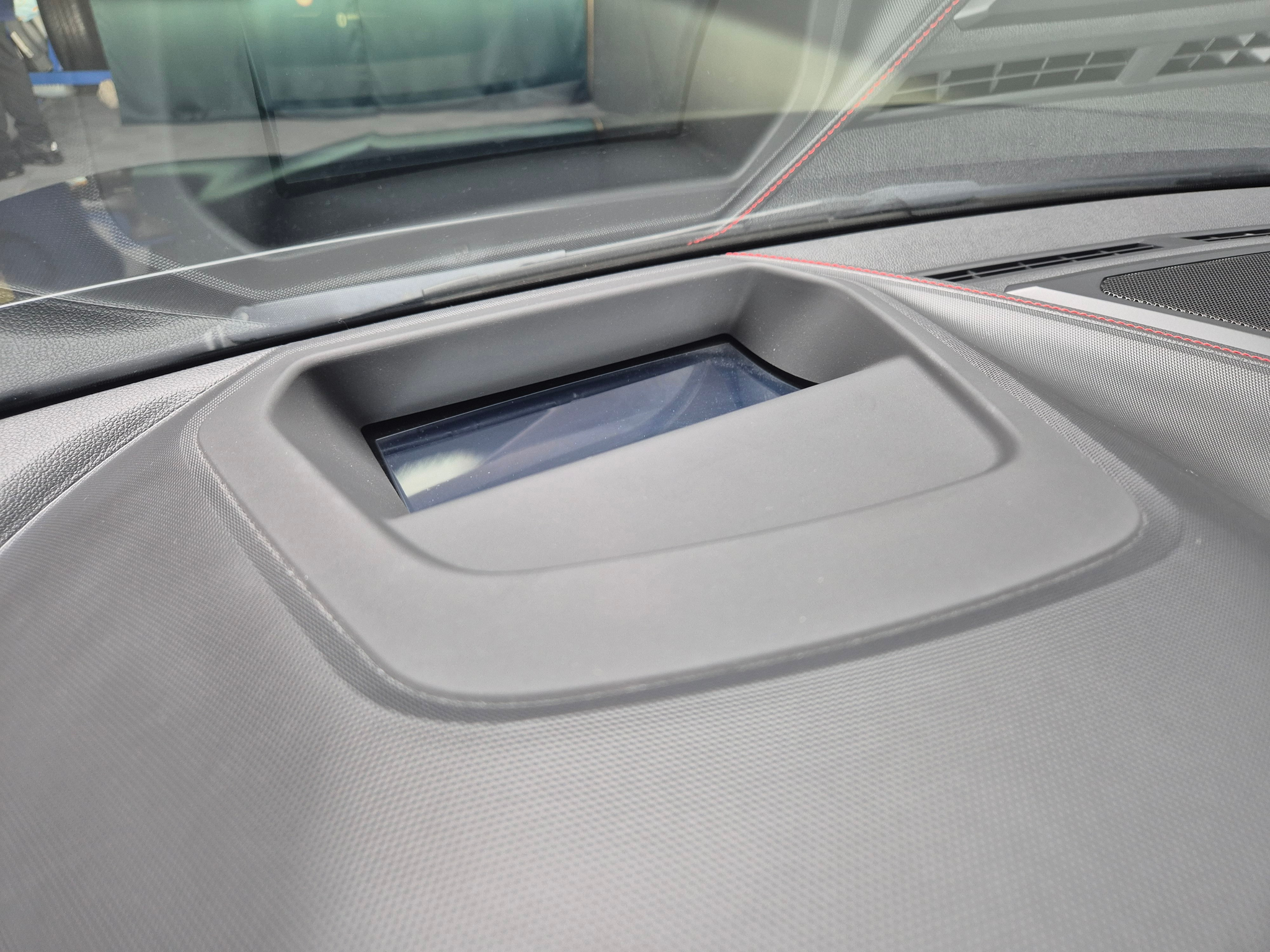 listing desktop thumbnail image 20