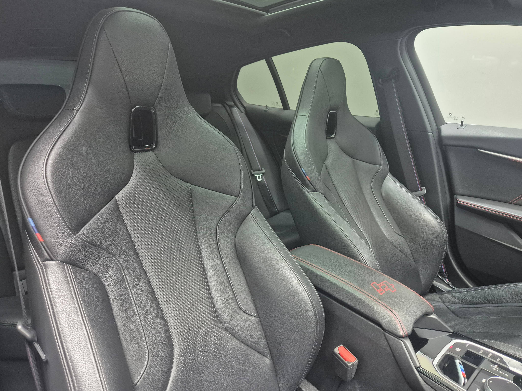 listing desktop thumbnail image 14