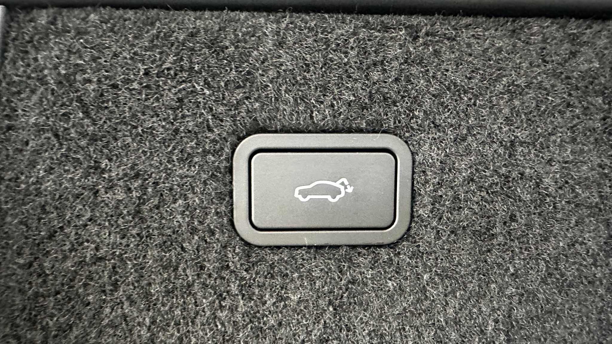 listing desktop thumbnail image 15