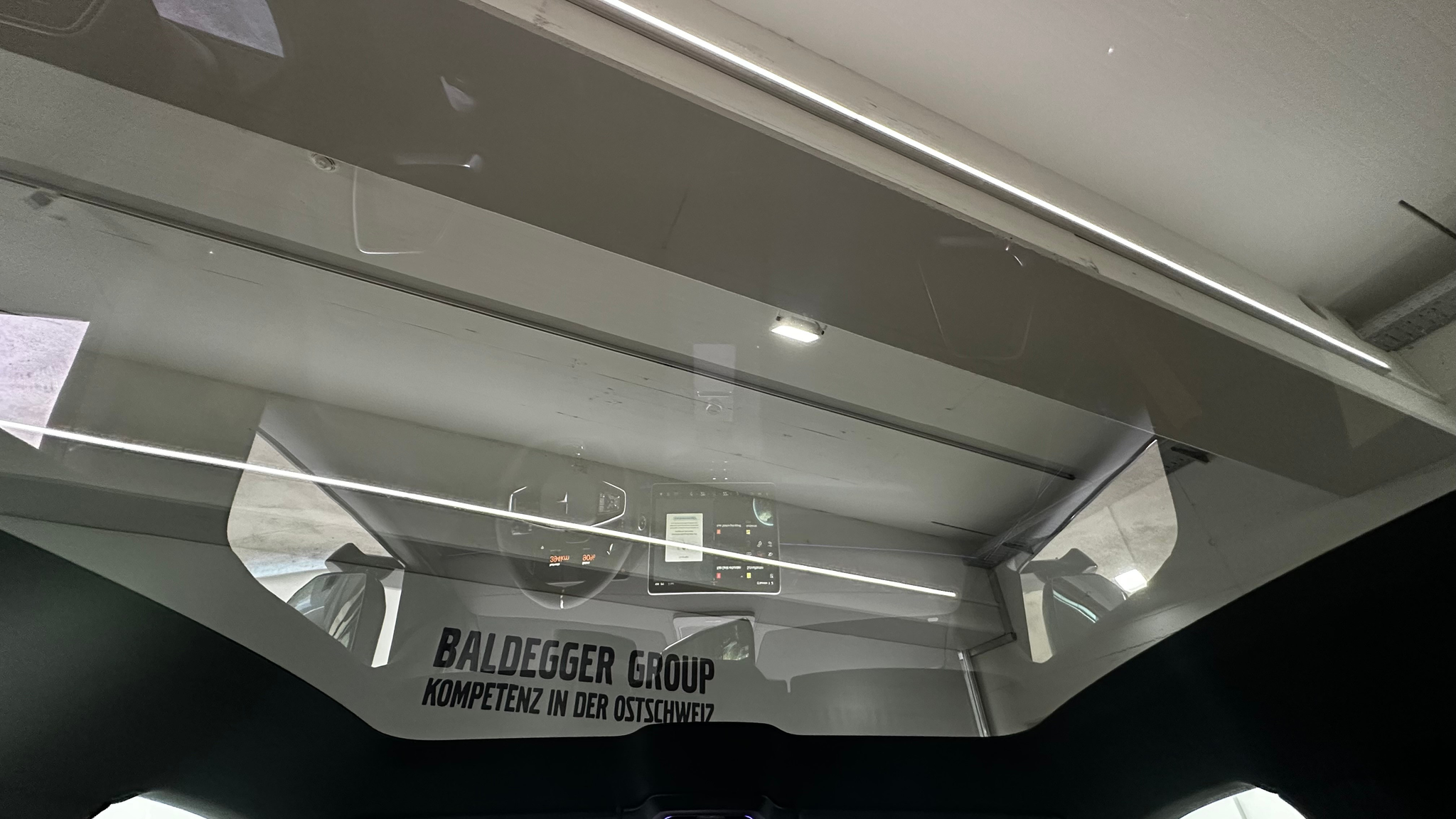 listing desktop thumbnail image 10