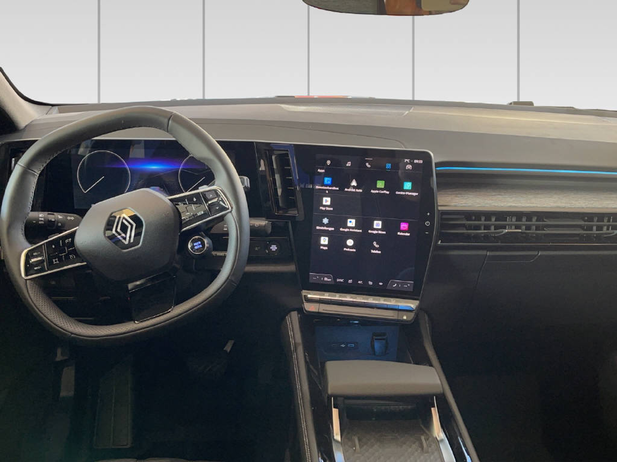 listing desktop thumbnail image 4