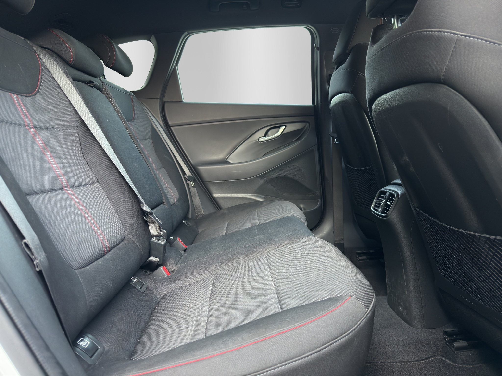 listing desktop thumbnail image 14