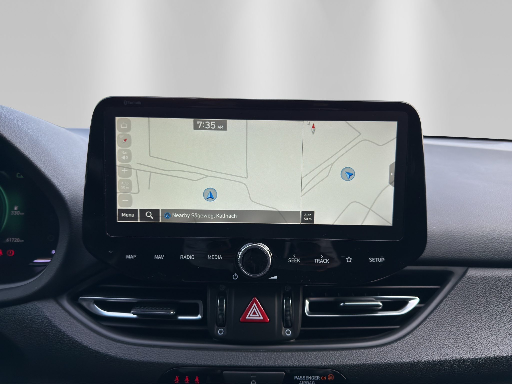 listing desktop thumbnail image 11