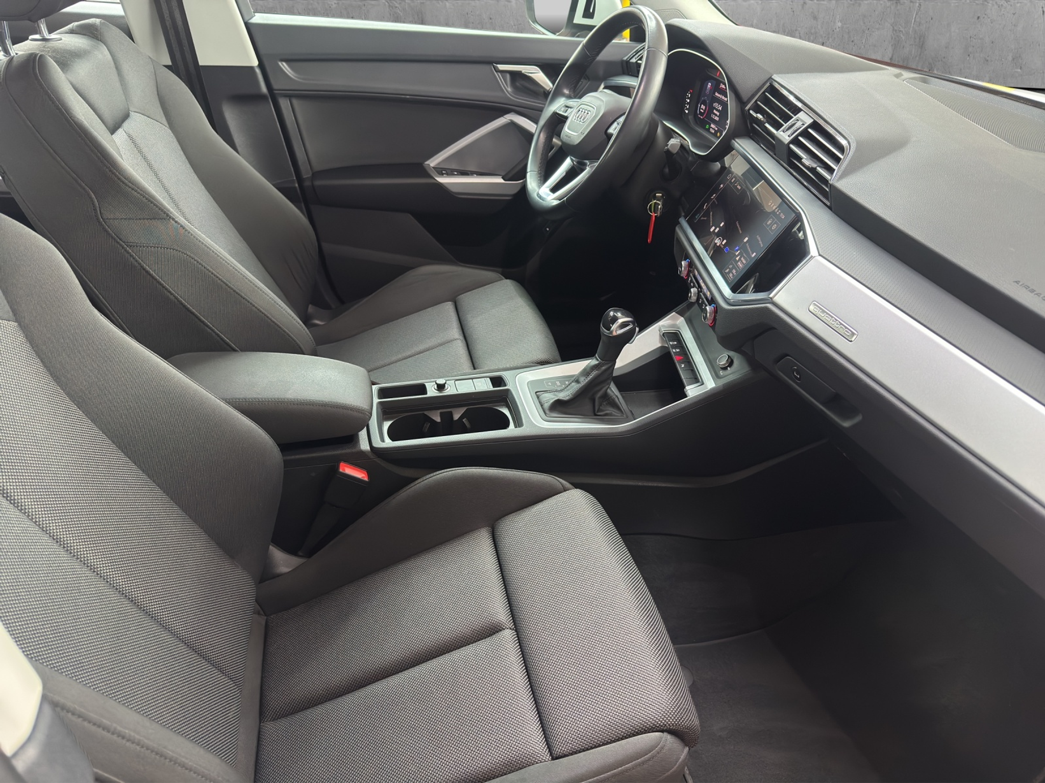 listing desktop thumbnail image 7