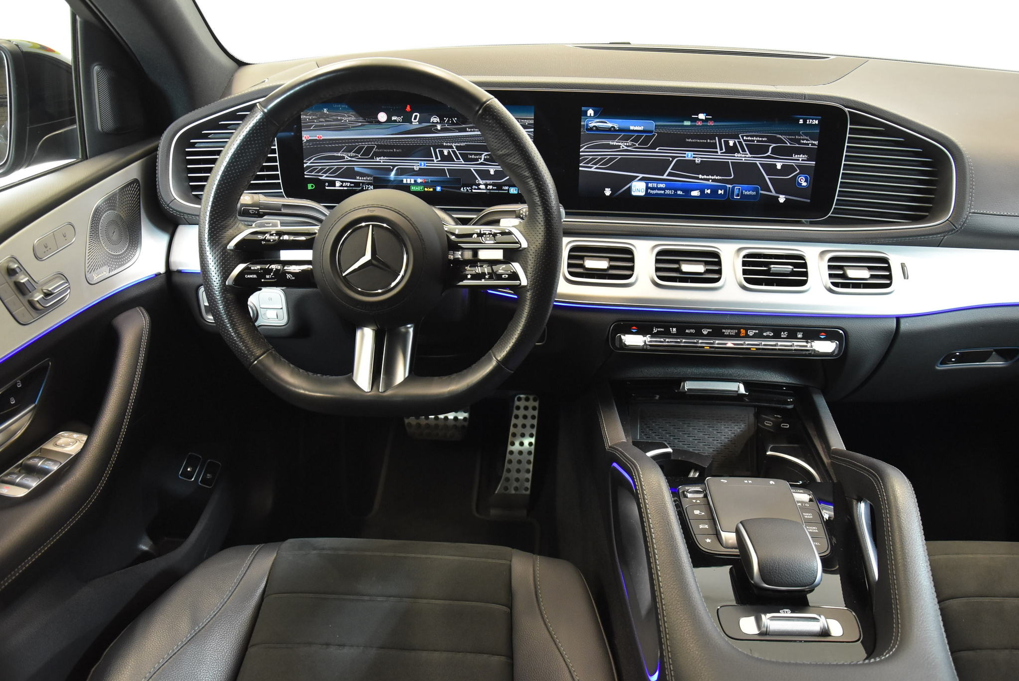 listing desktop thumbnail image 4