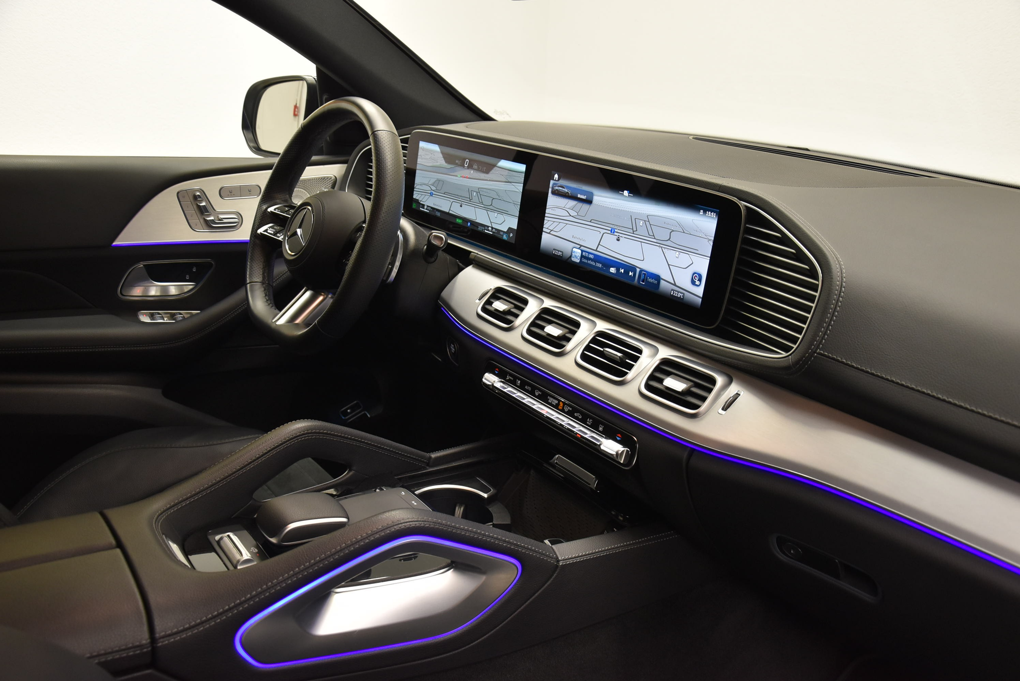 listing desktop thumbnail image 3