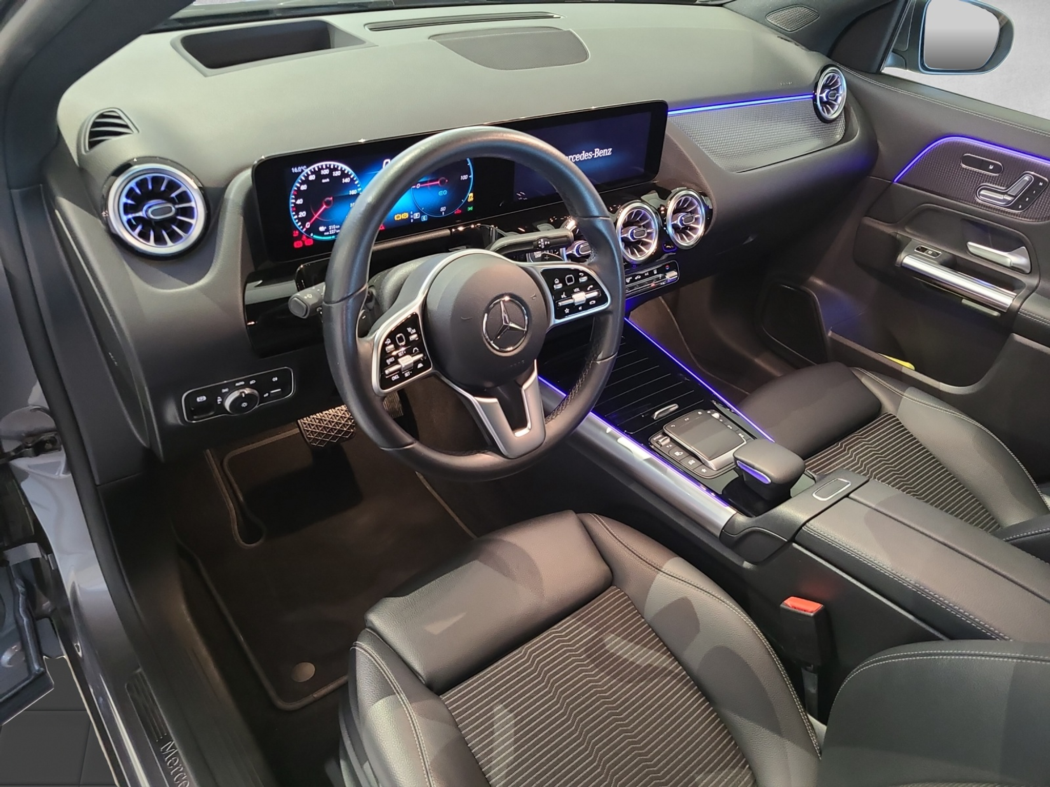 listing desktop thumbnail image 6