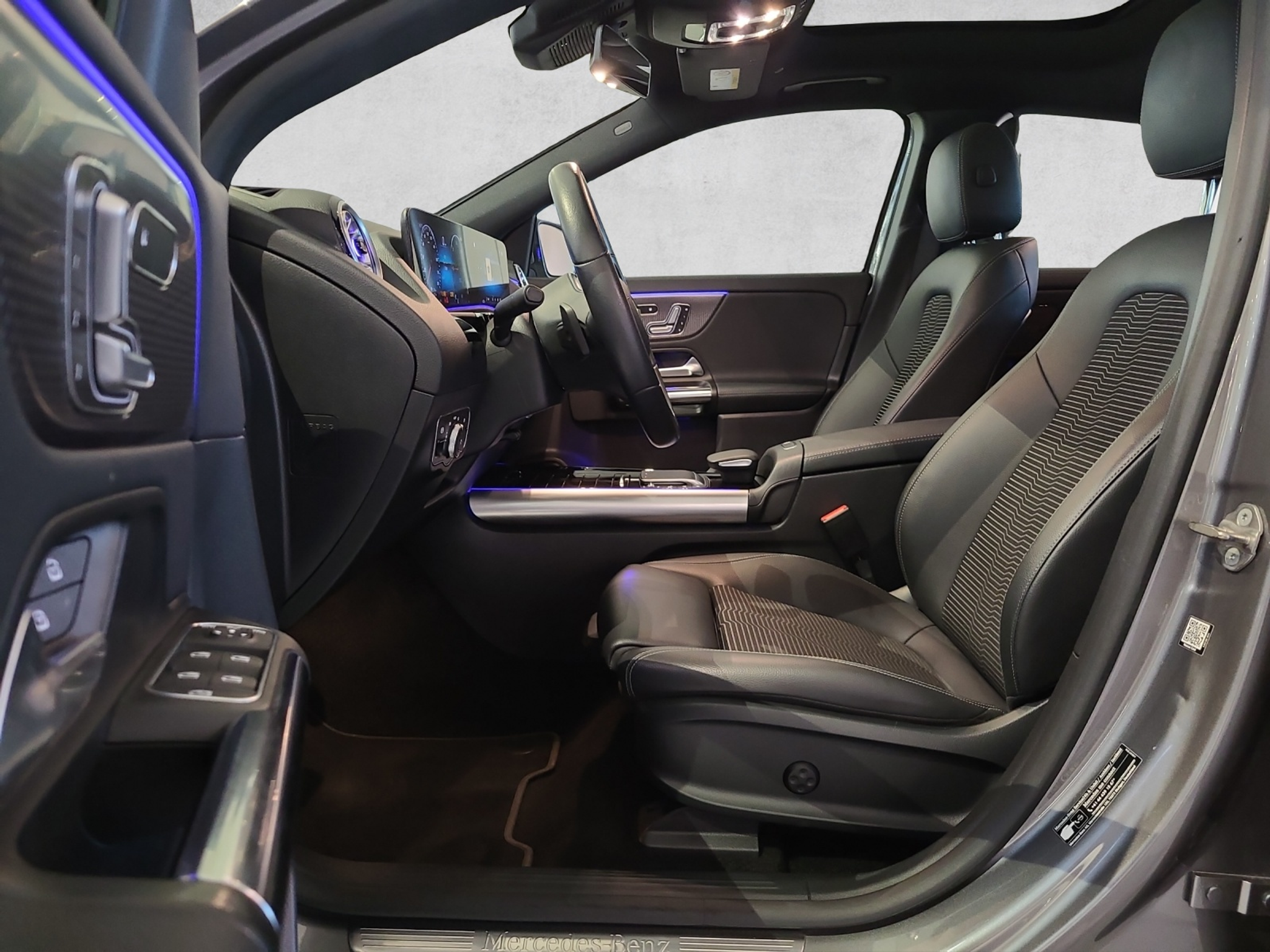 listing desktop thumbnail image 7