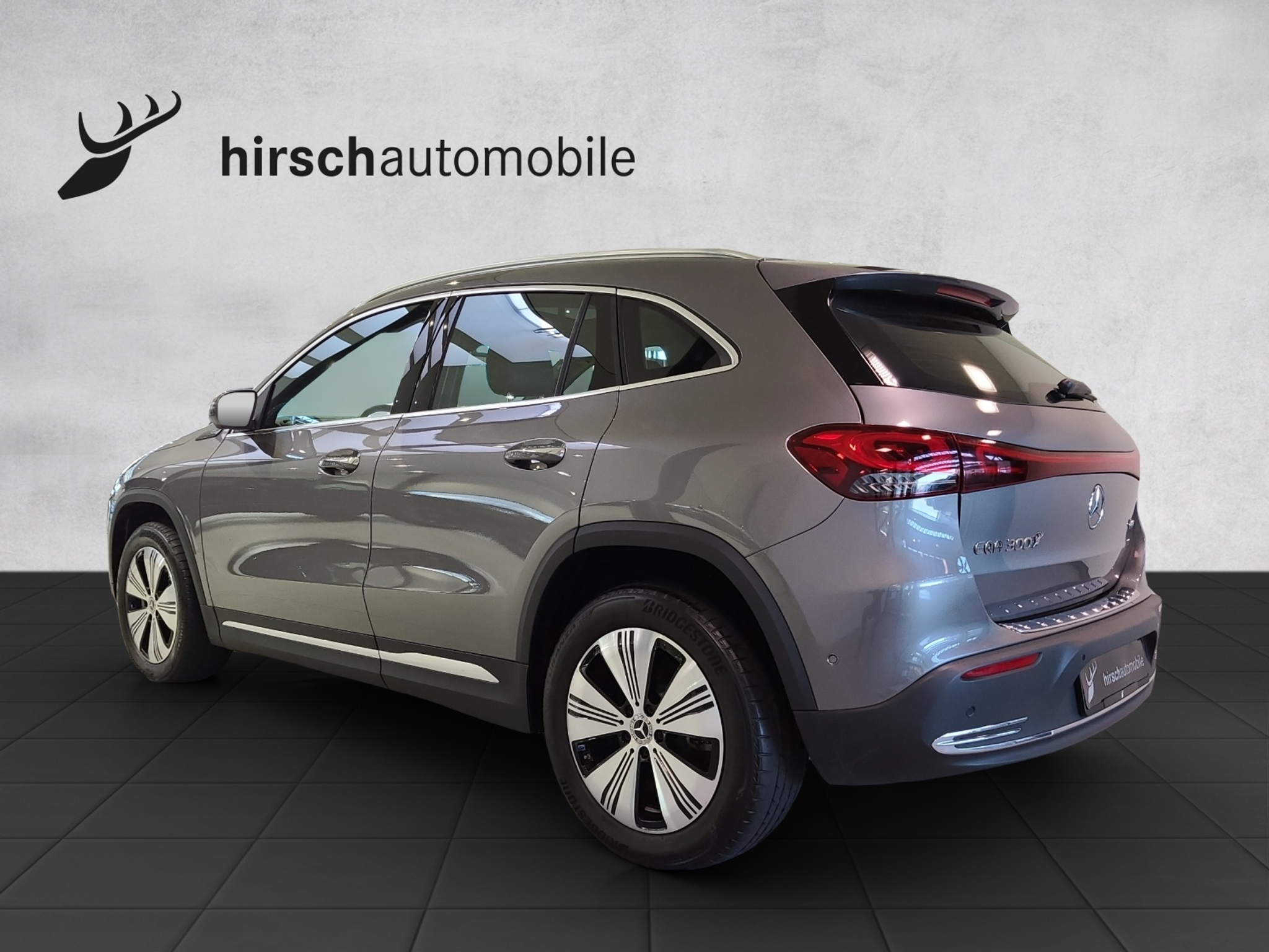 listing desktop thumbnail image 1