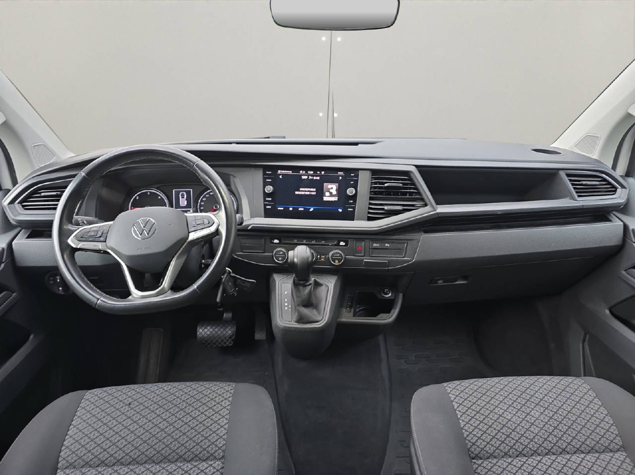 listing desktop thumbnail image 7