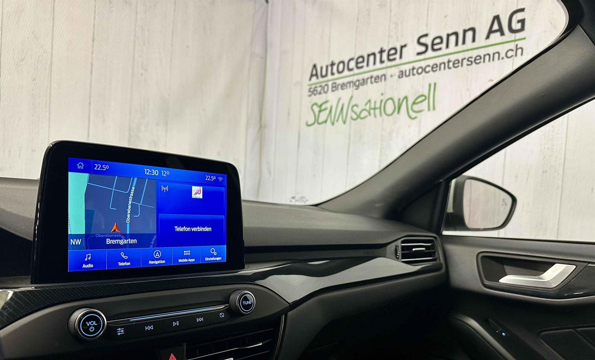 listing desktop thumbnail image 11