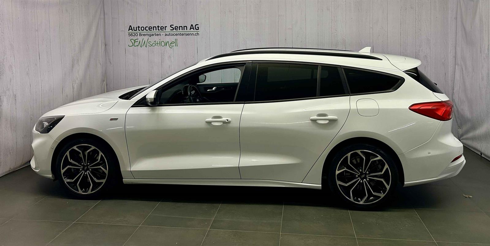 listing desktop thumbnail image 2