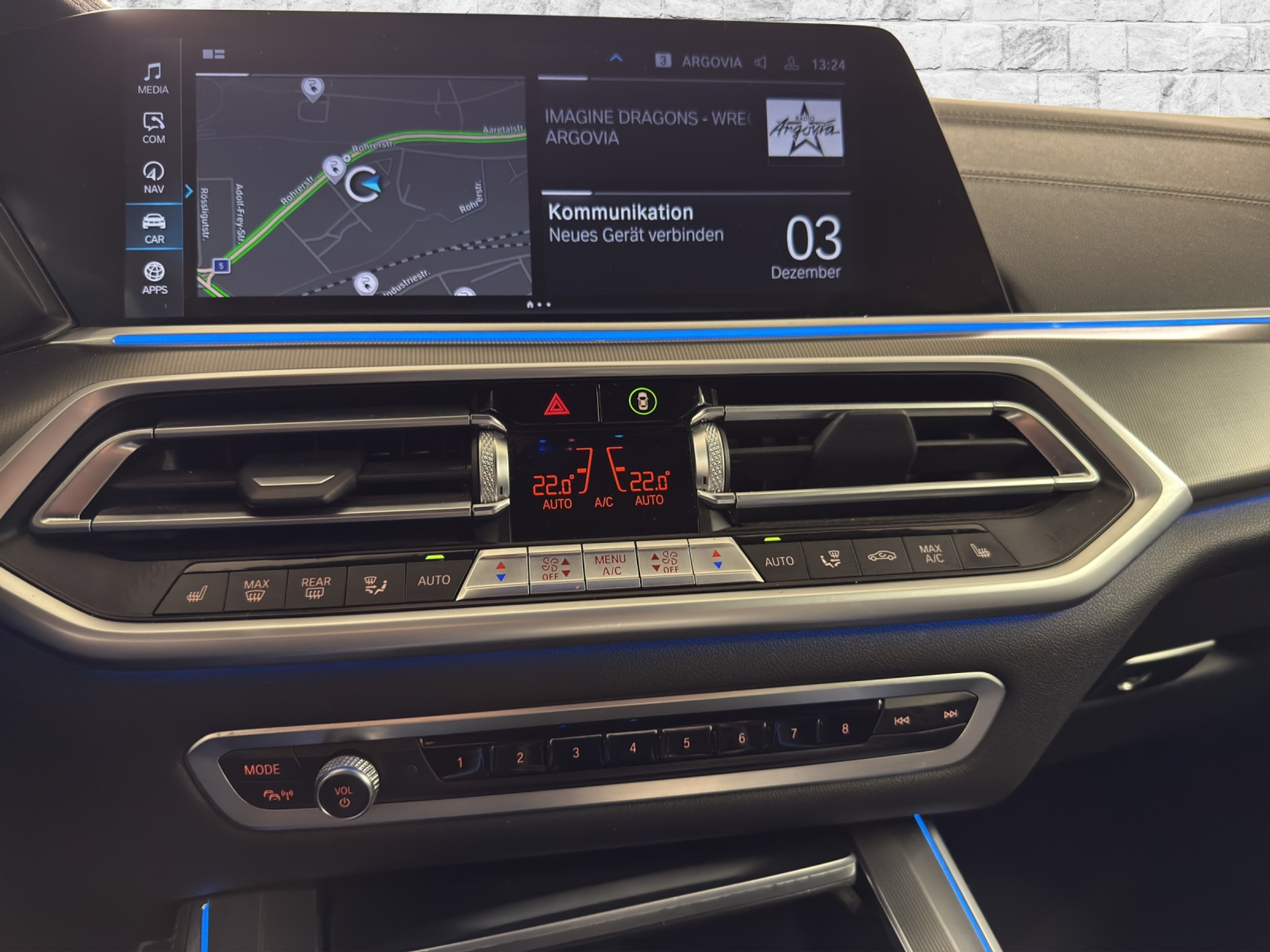 listing desktop thumbnail image 14