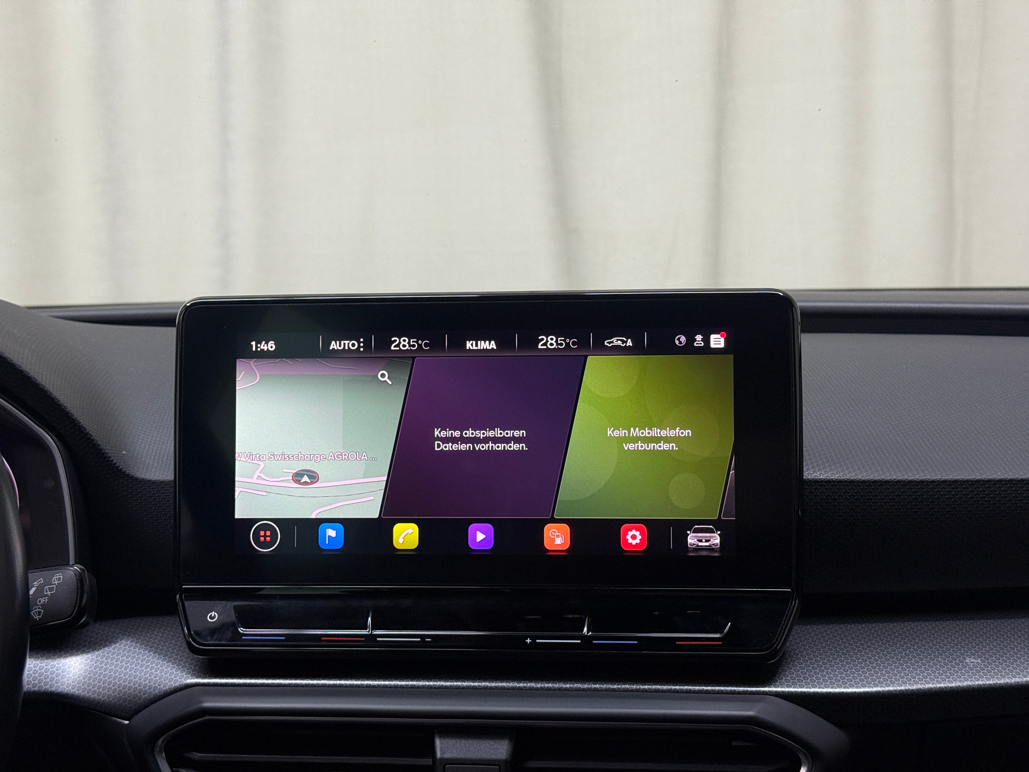 listing desktop thumbnail image 8