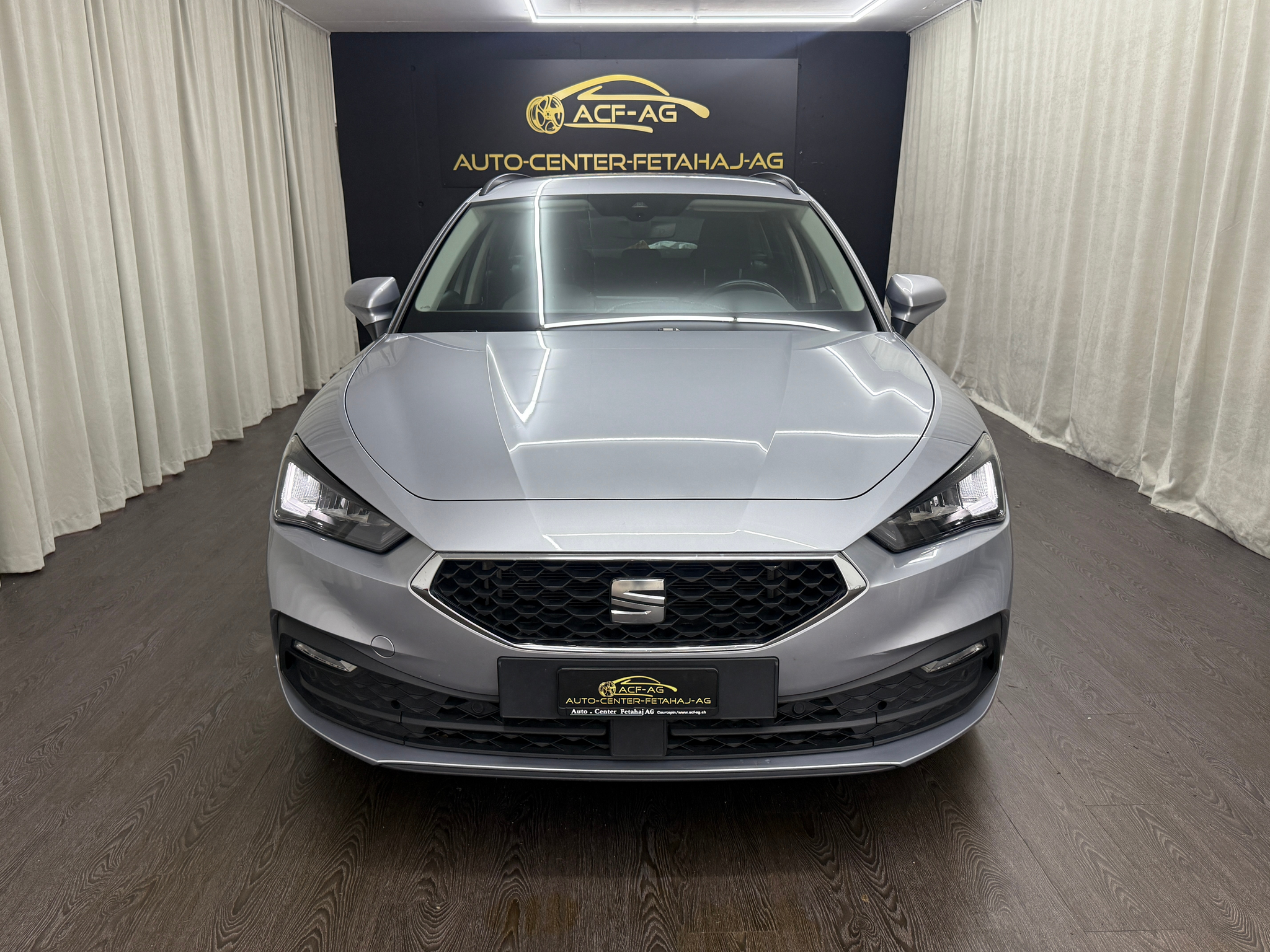 listing desktop thumbnail image 1