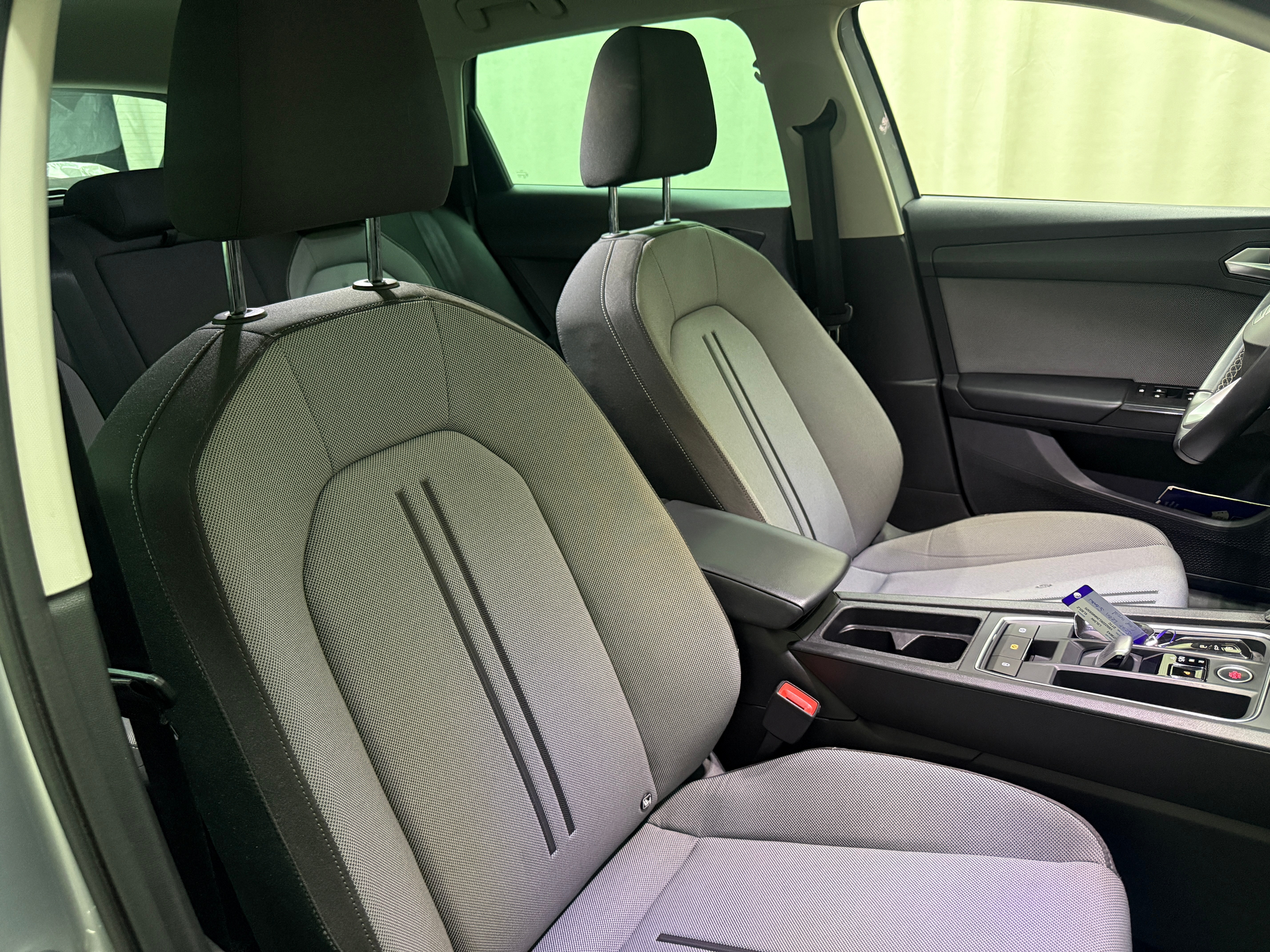 listing desktop thumbnail image 13