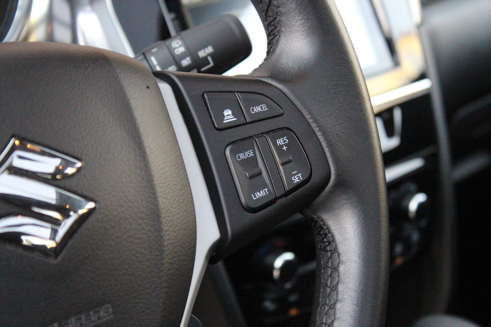 listing desktop thumbnail image 10