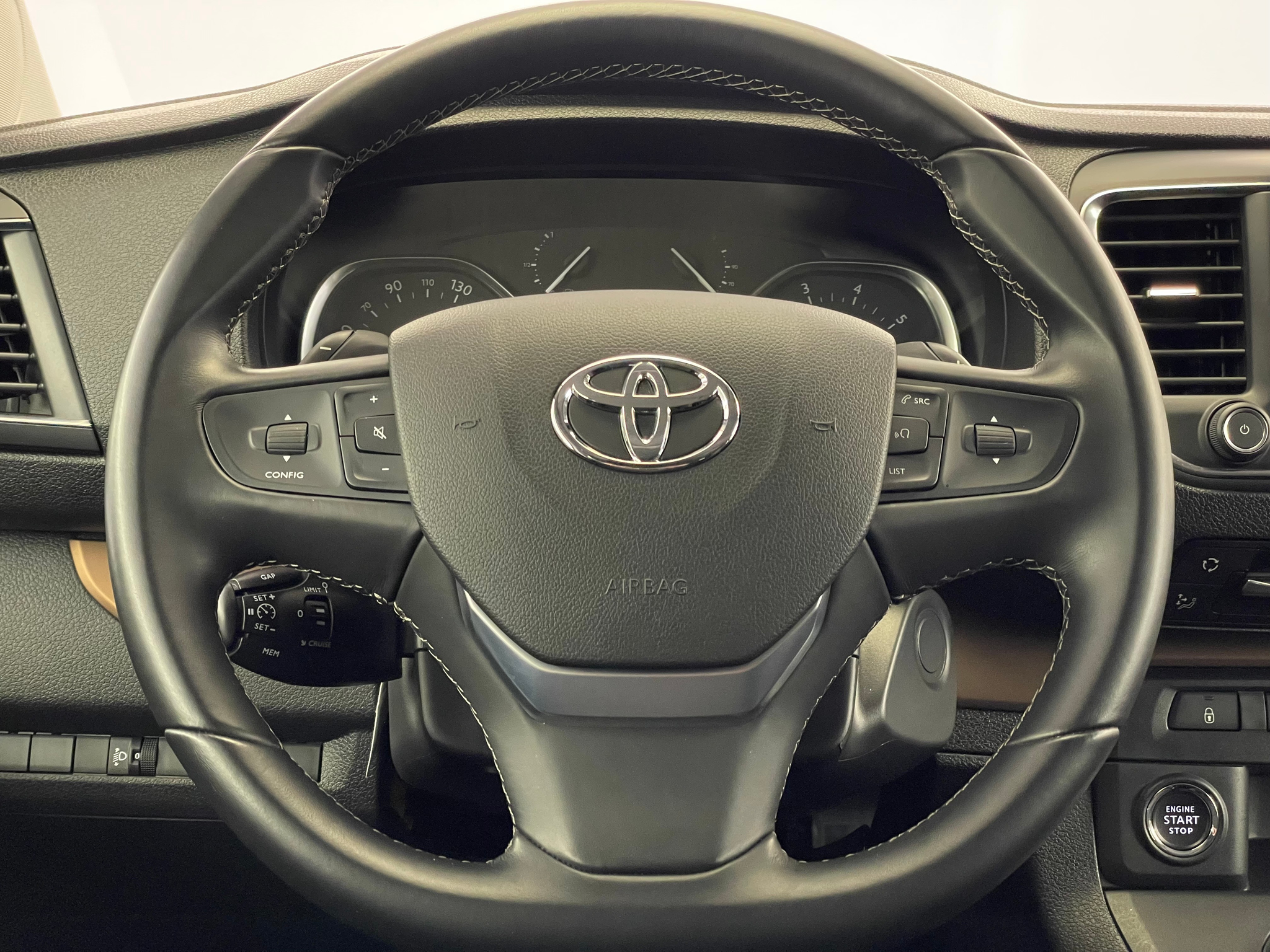 listing desktop thumbnail image 14