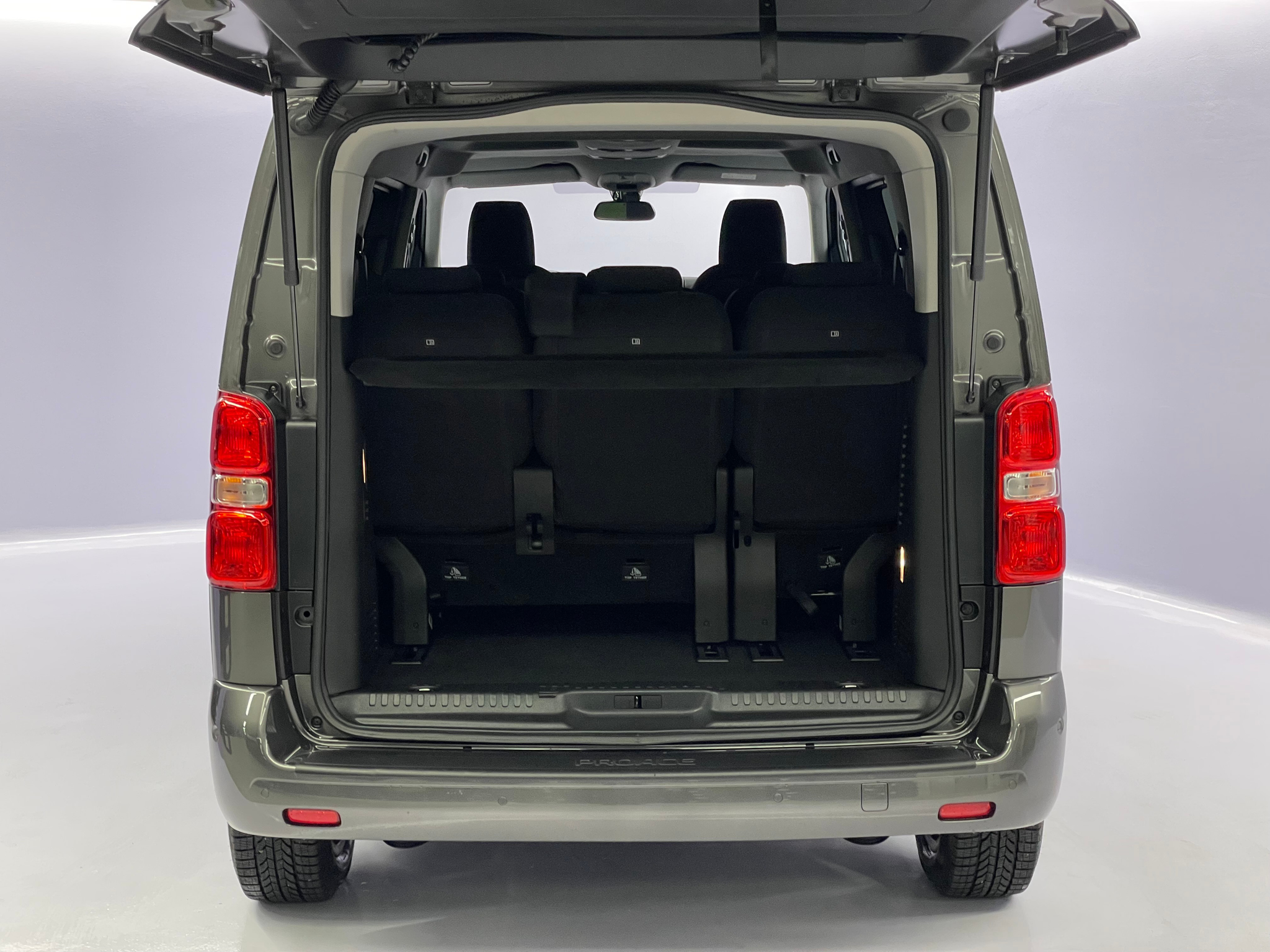 listing desktop thumbnail image 13