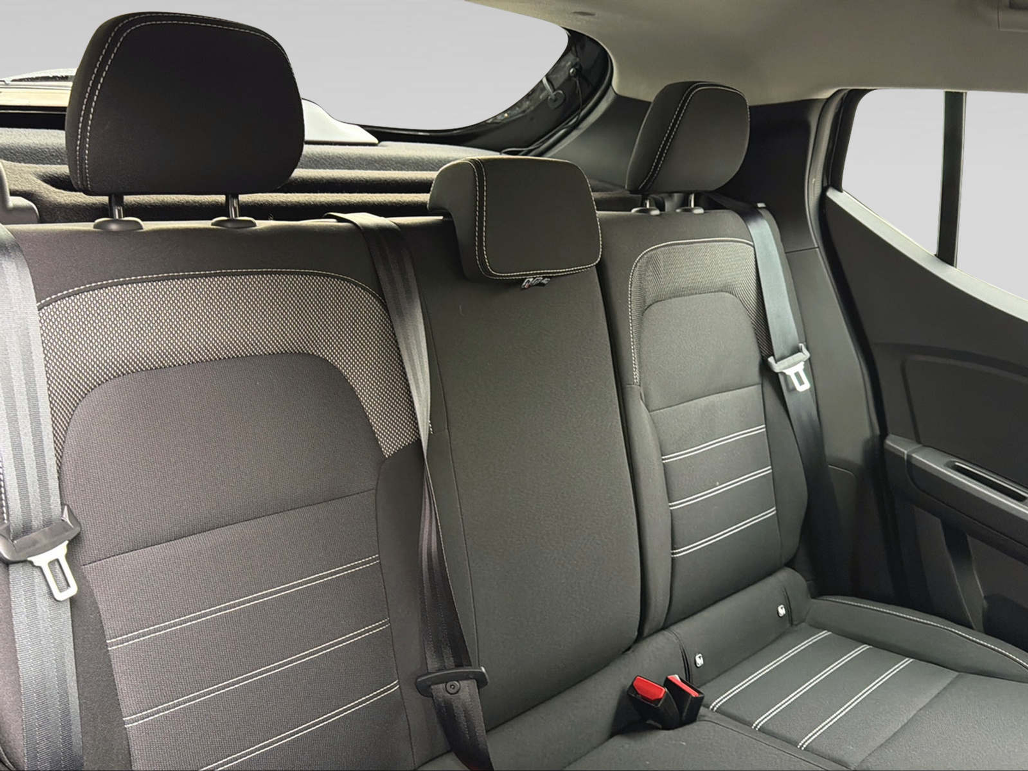 listing desktop thumbnail image 9