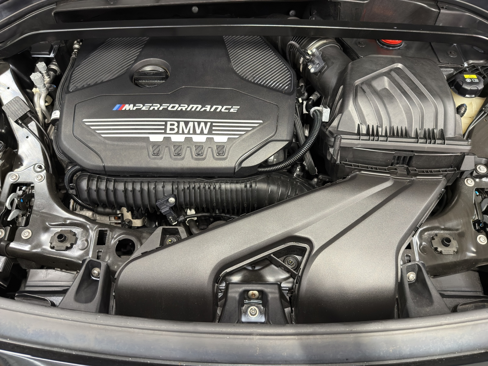 listing desktop thumbnail image 23