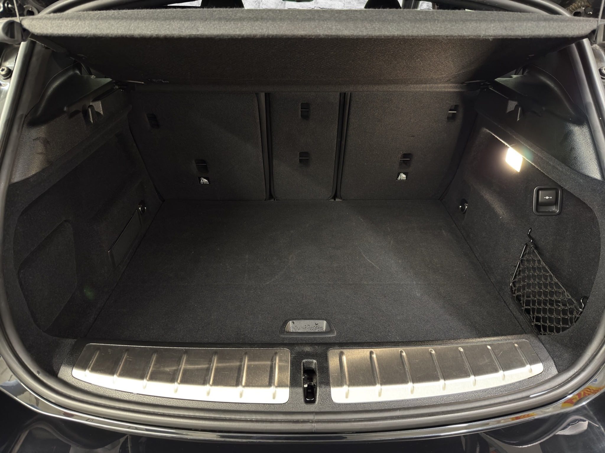 listing desktop thumbnail image 22