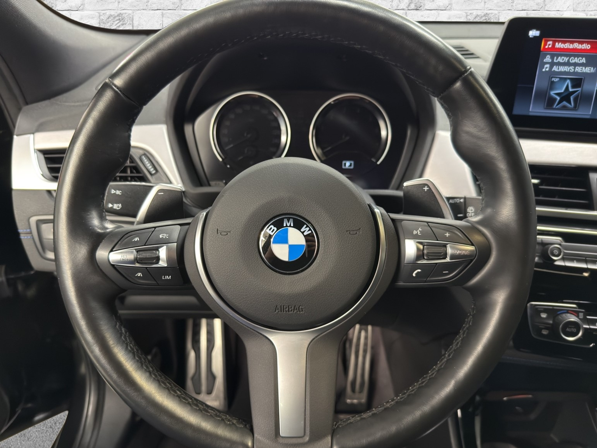 listing desktop thumbnail image 12