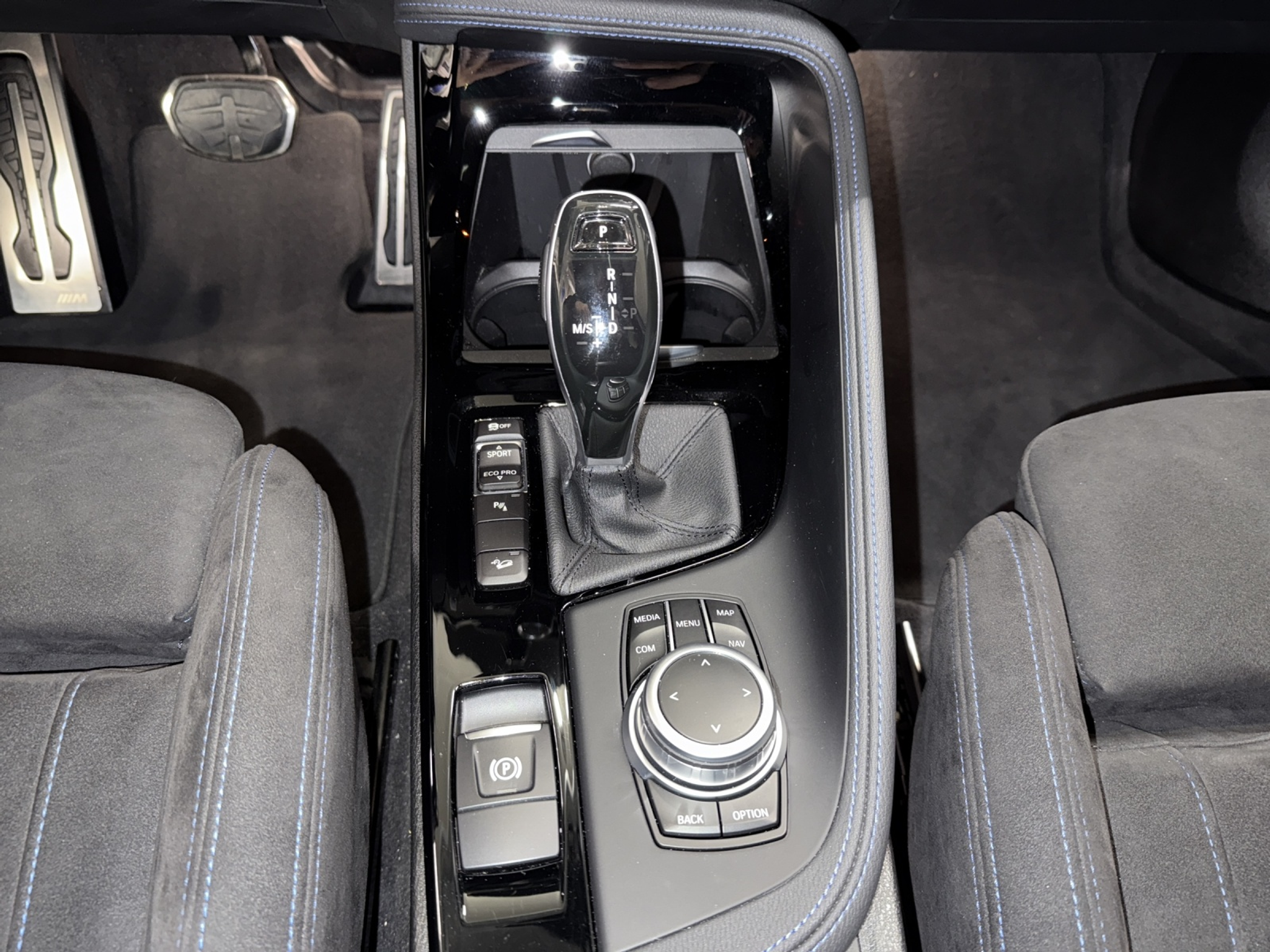 listing desktop thumbnail image 16