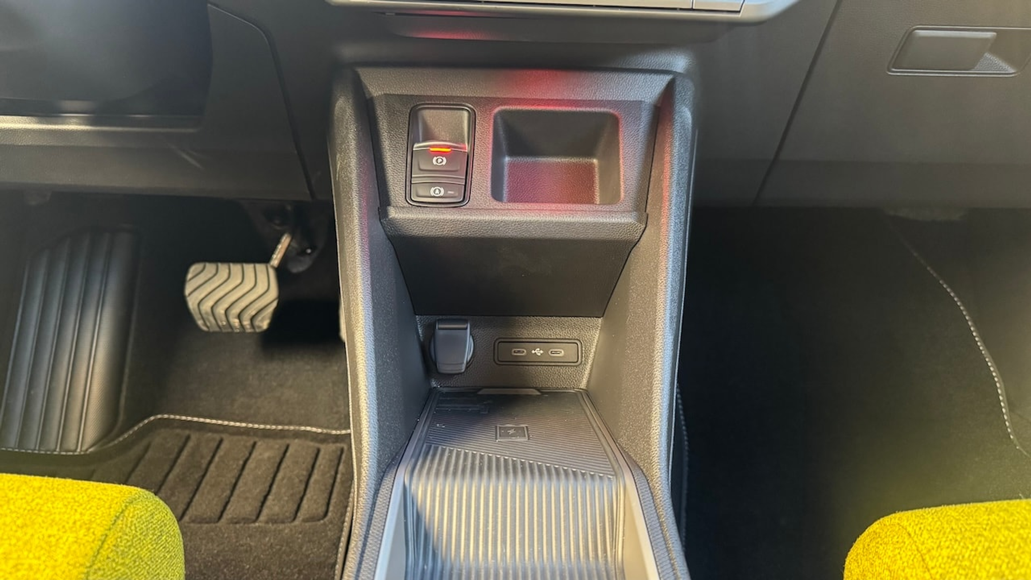 listing desktop thumbnail image 21