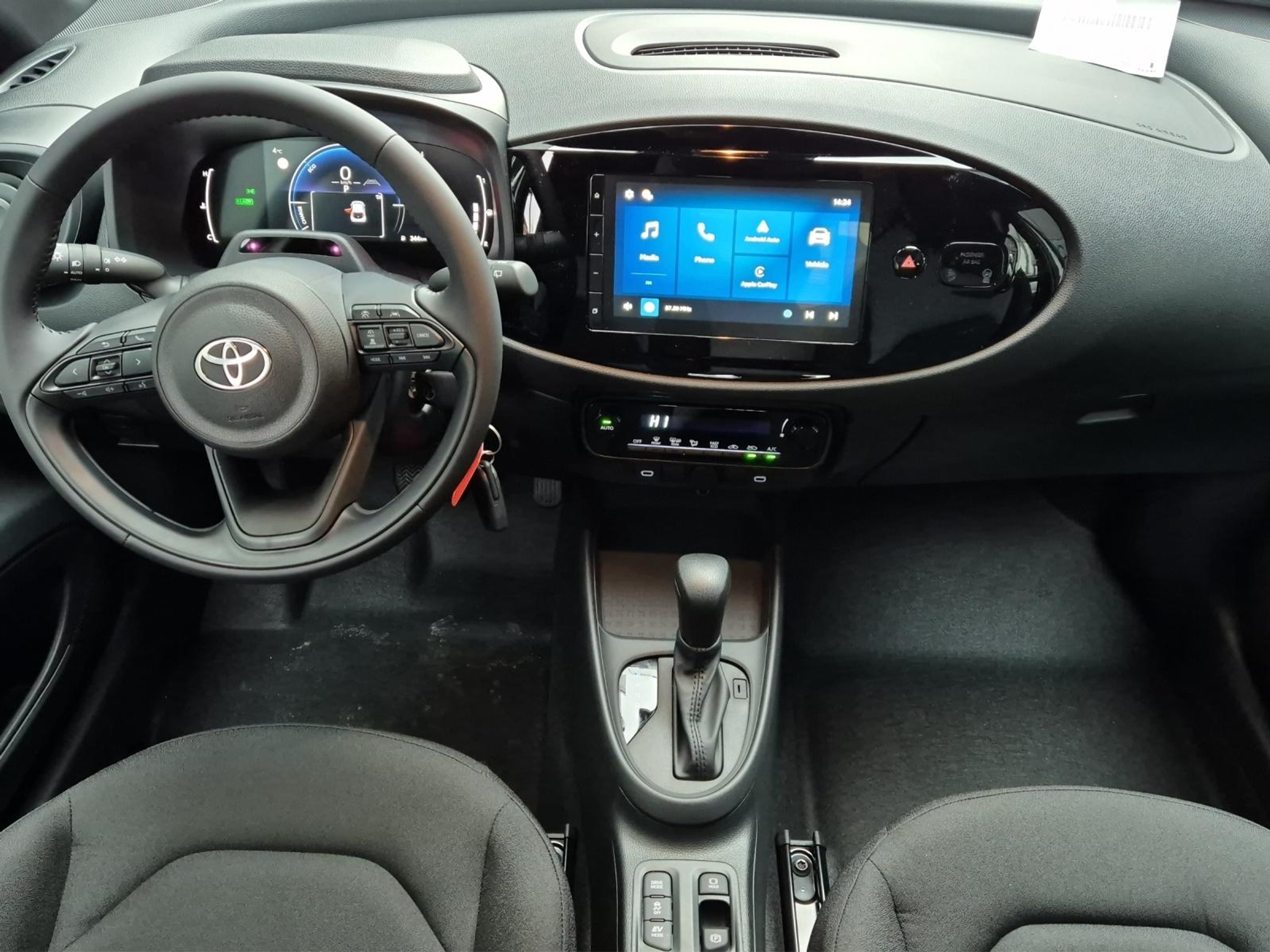 listing desktop thumbnail image 8