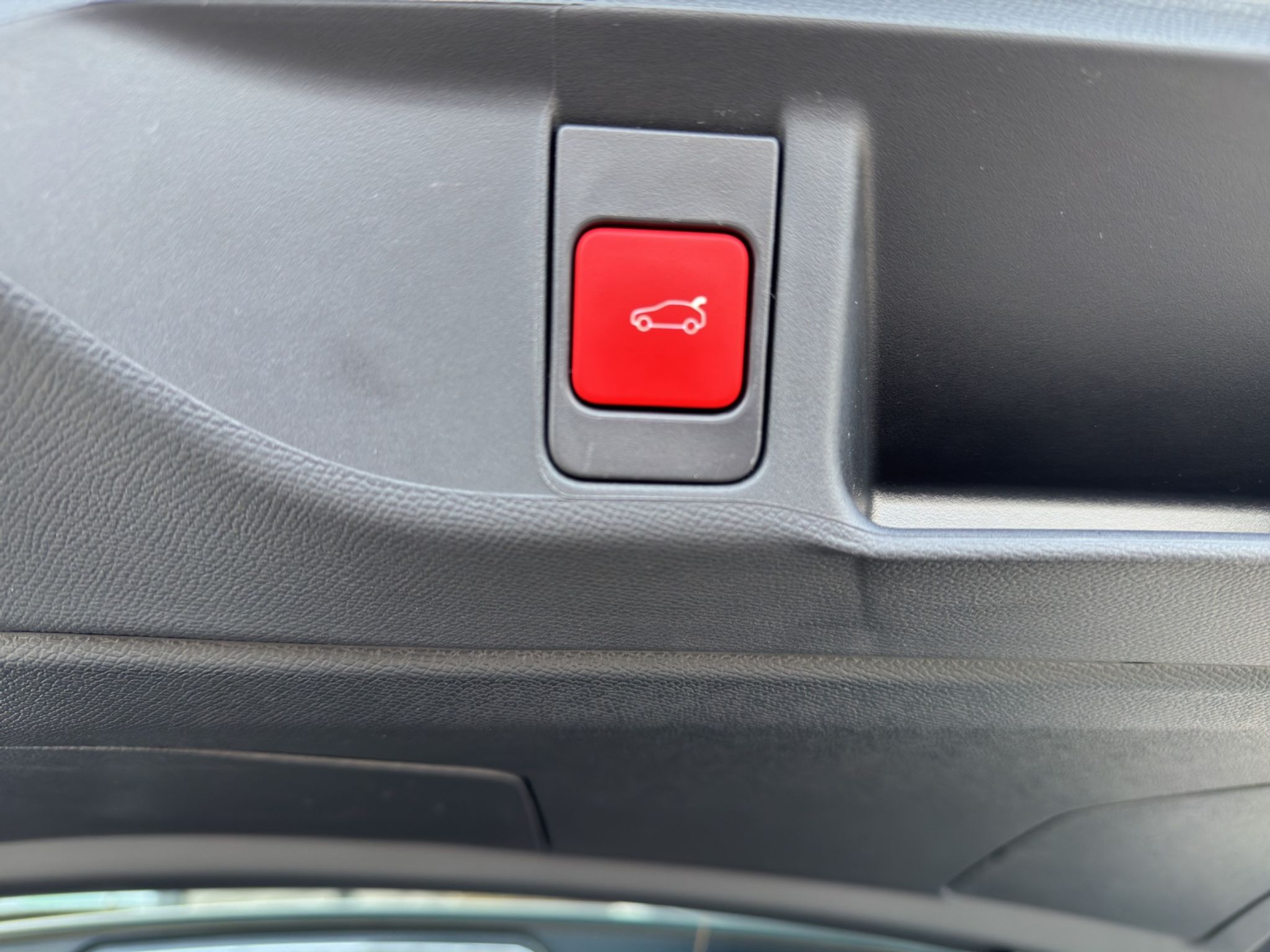 listing desktop thumbnail image 26