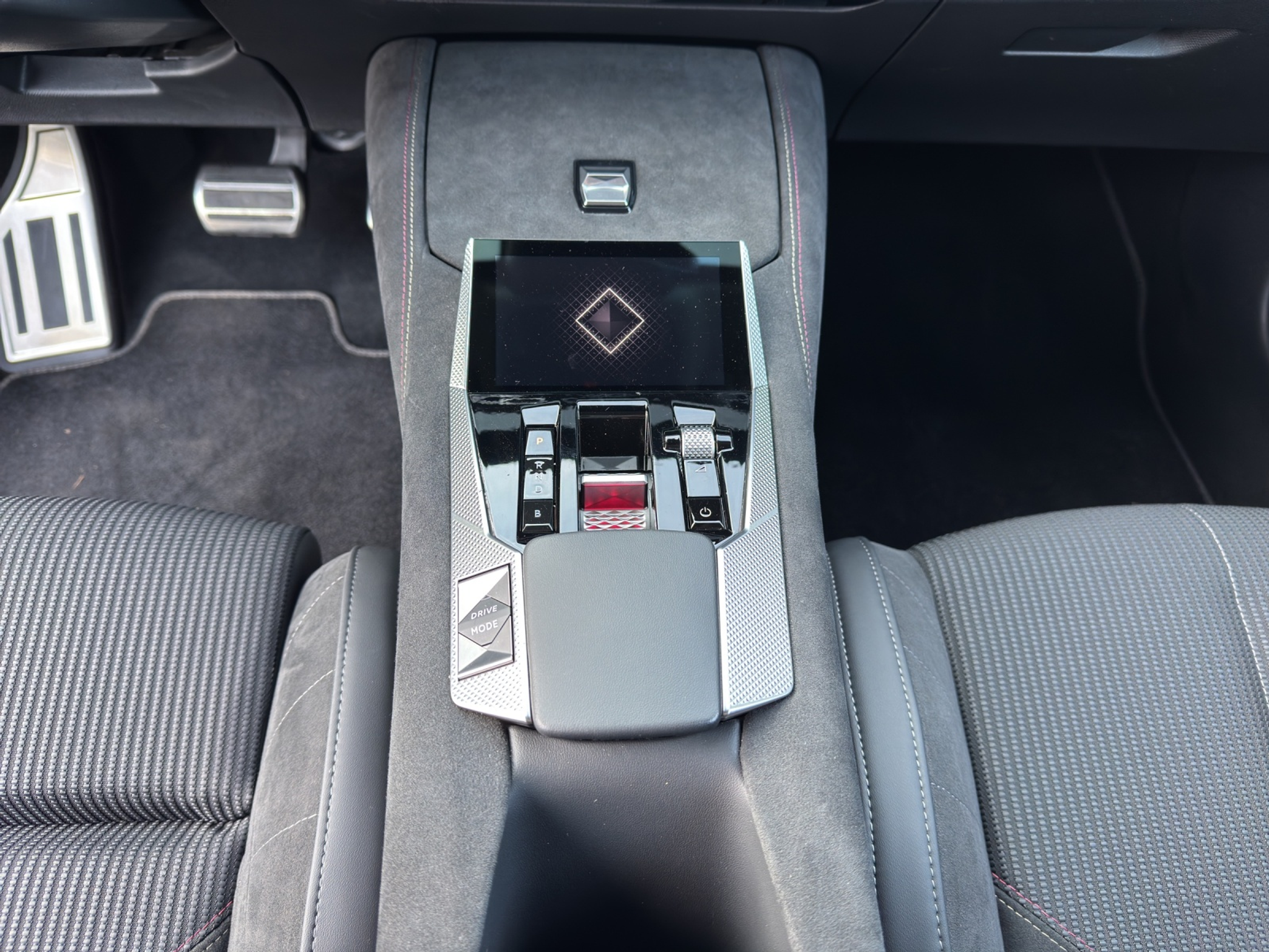 listing desktop thumbnail image 19