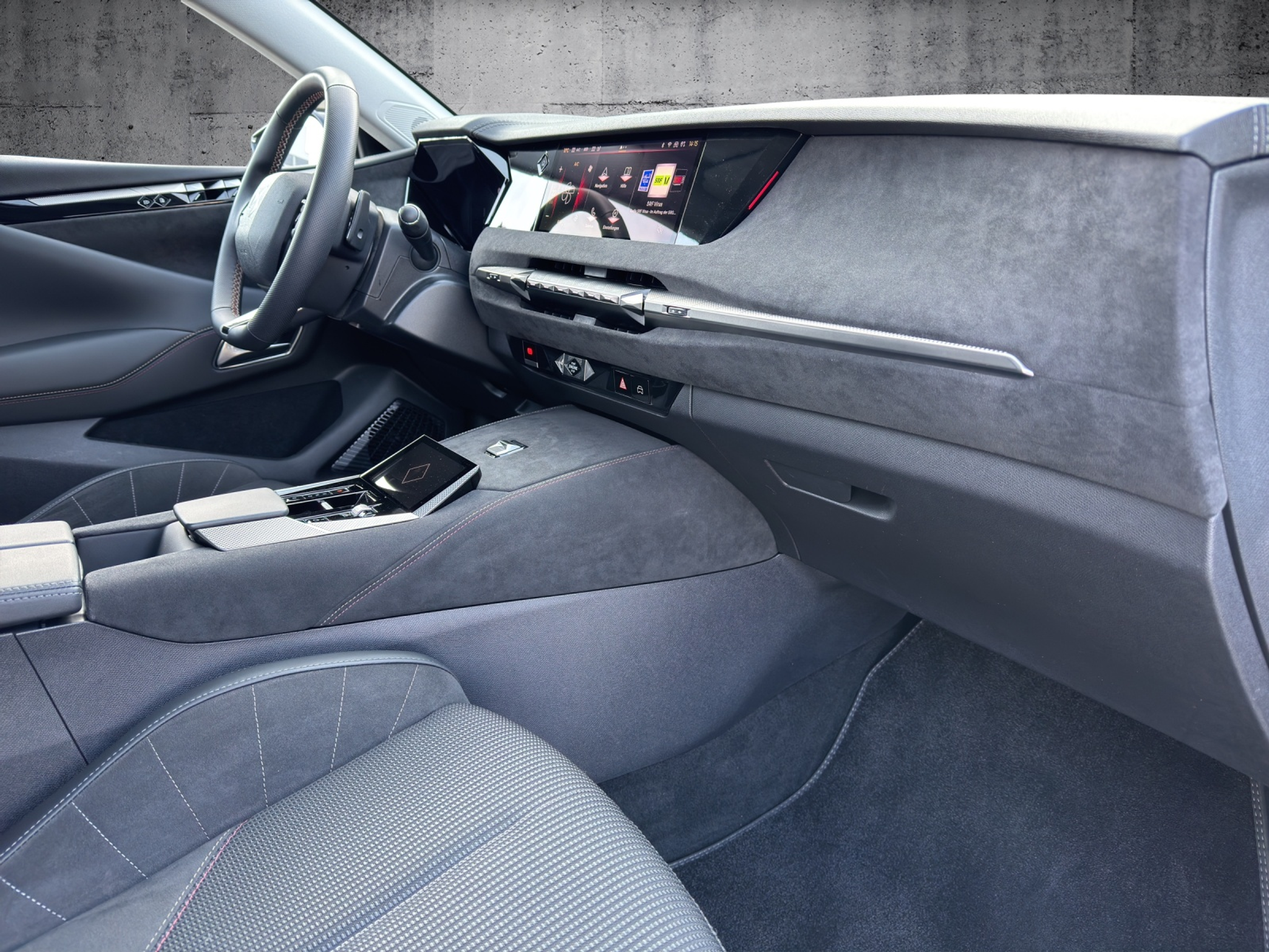 listing desktop thumbnail image 21