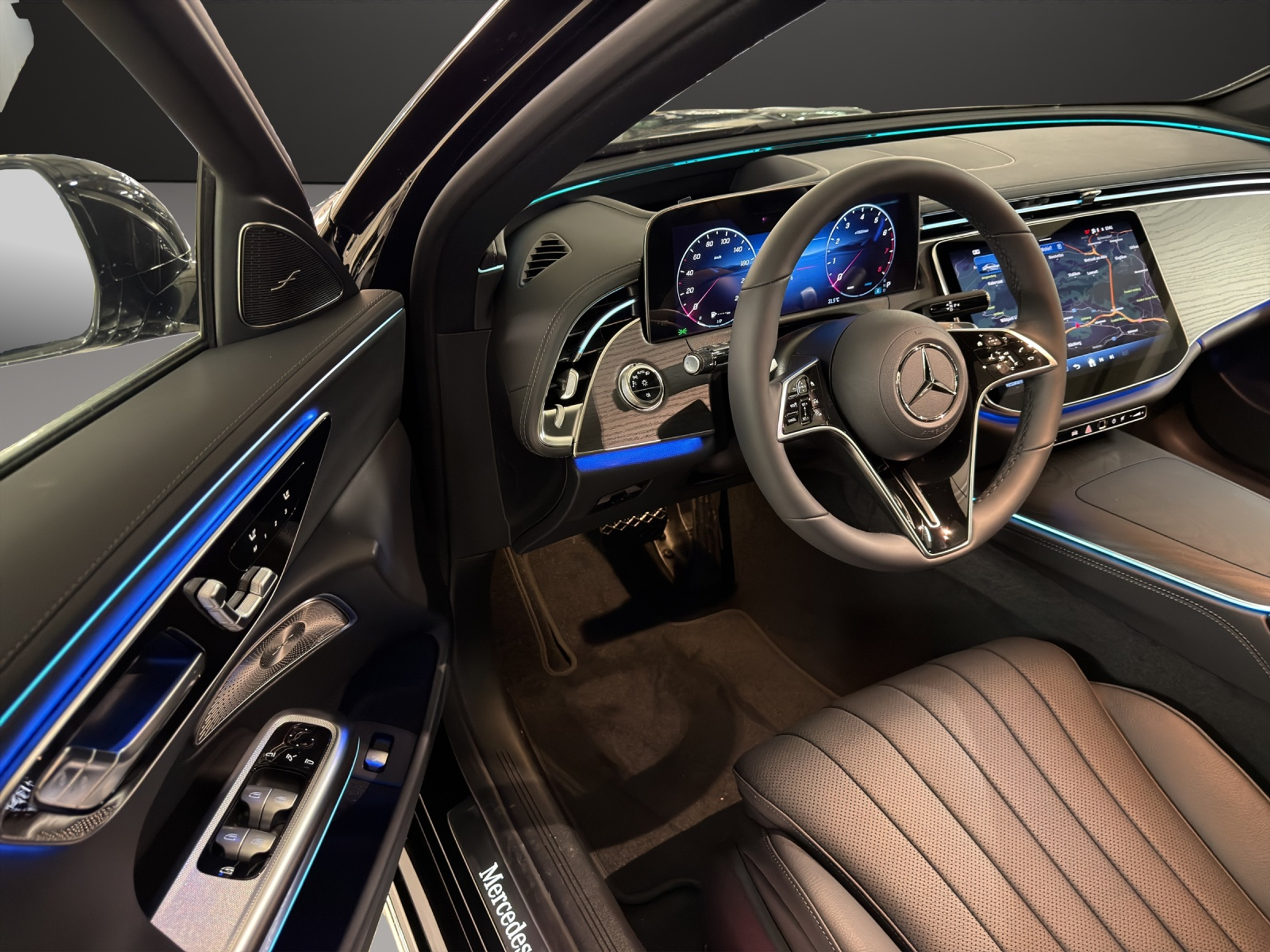 listing desktop thumbnail image 10