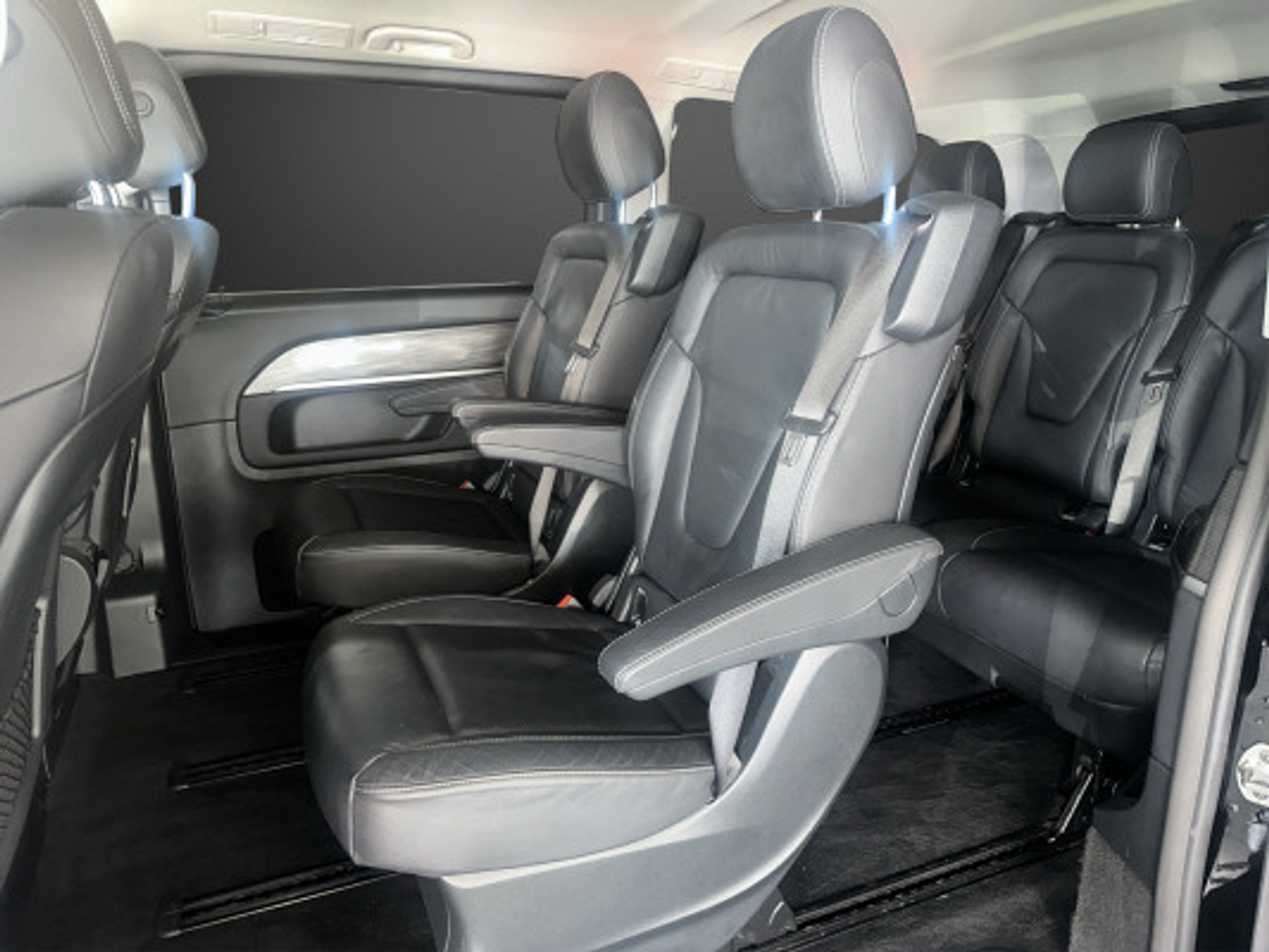 listing desktop thumbnail image 5