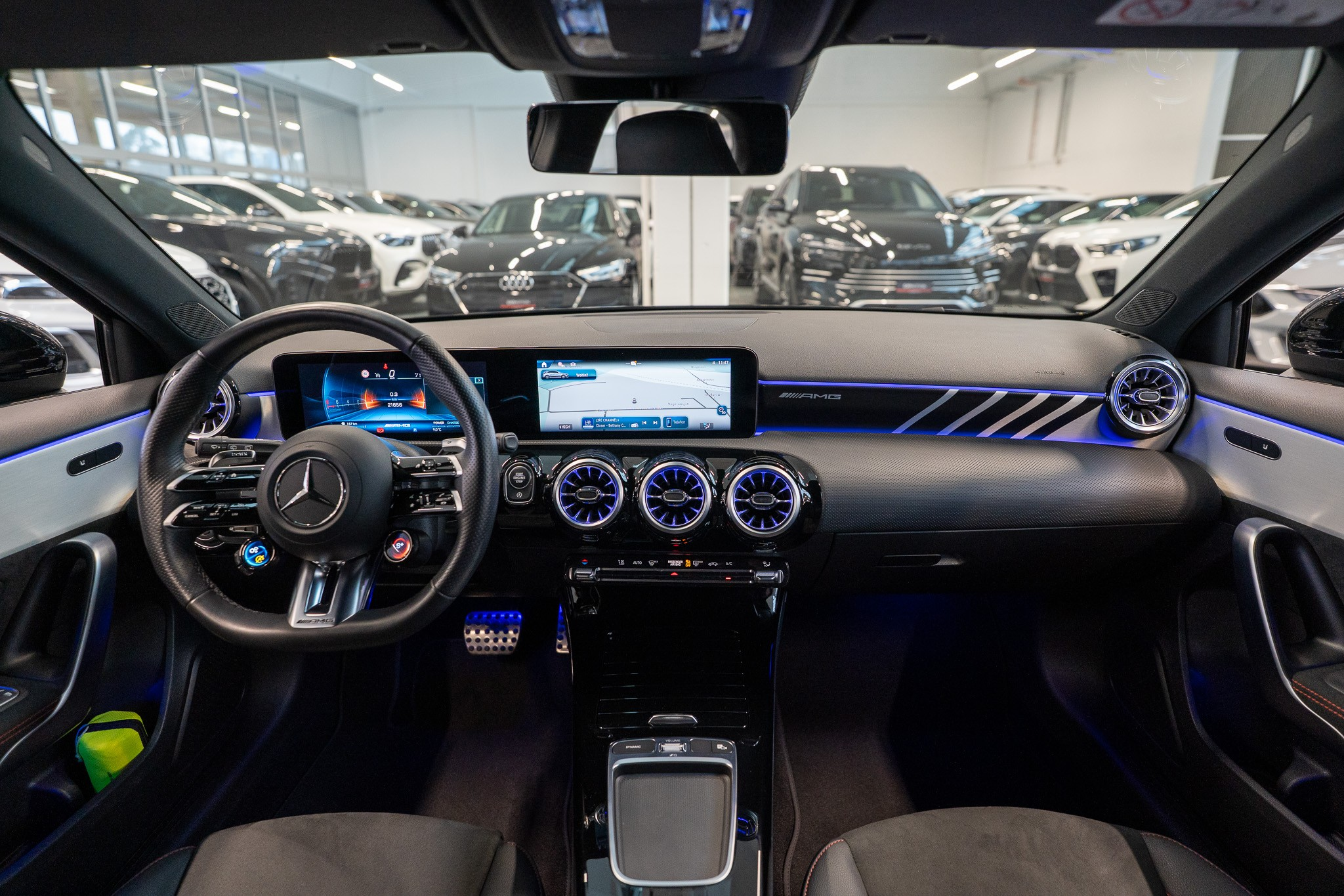 listing desktop thumbnail image 15