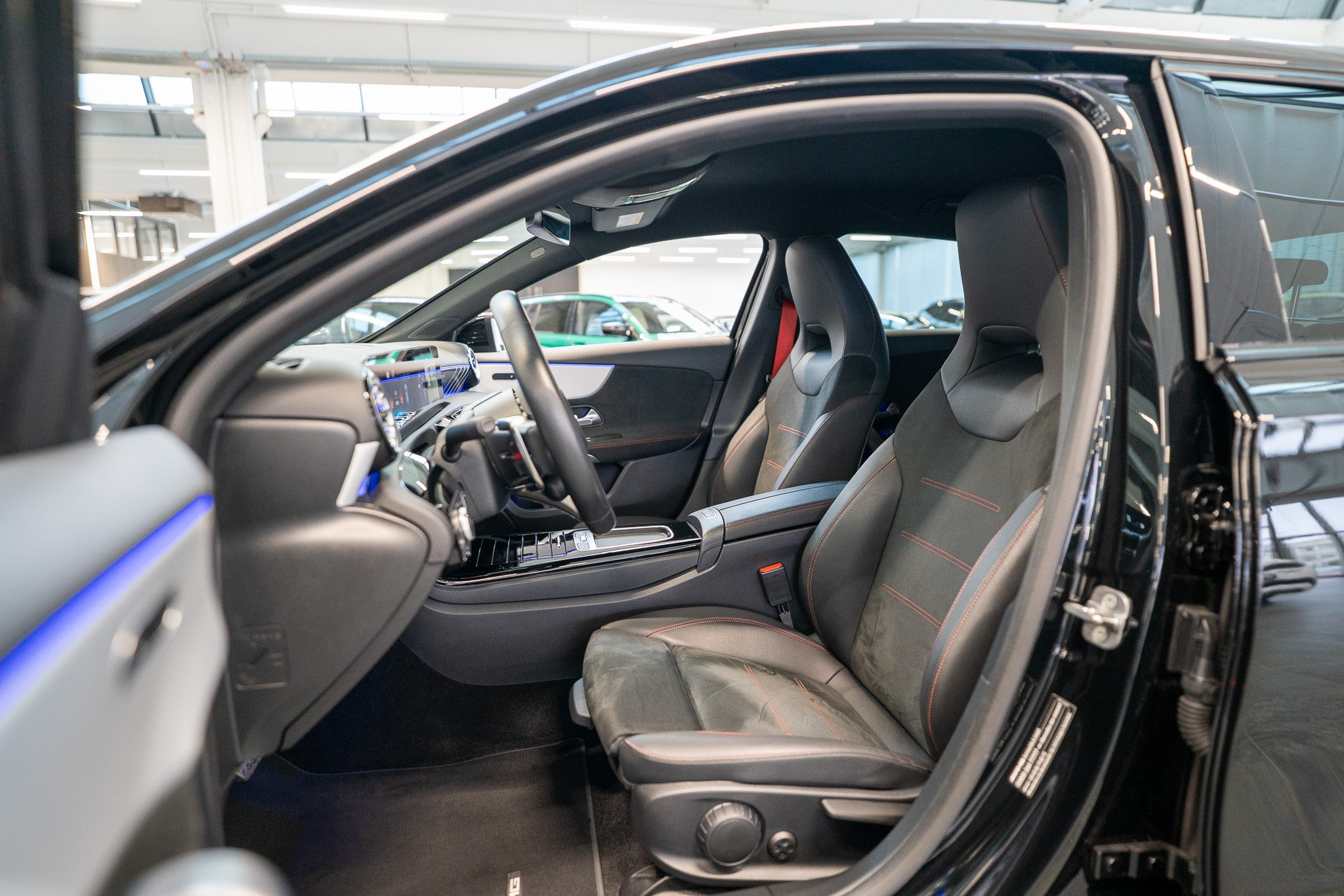 listing desktop thumbnail image 7