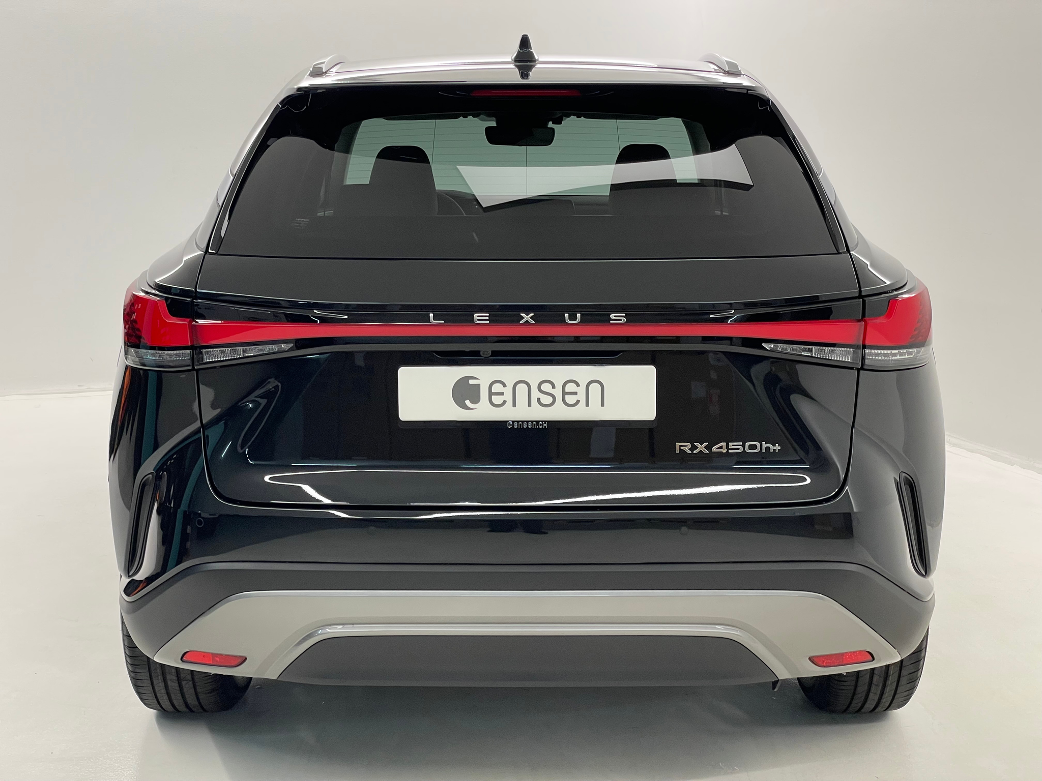 listing desktop thumbnail image 3