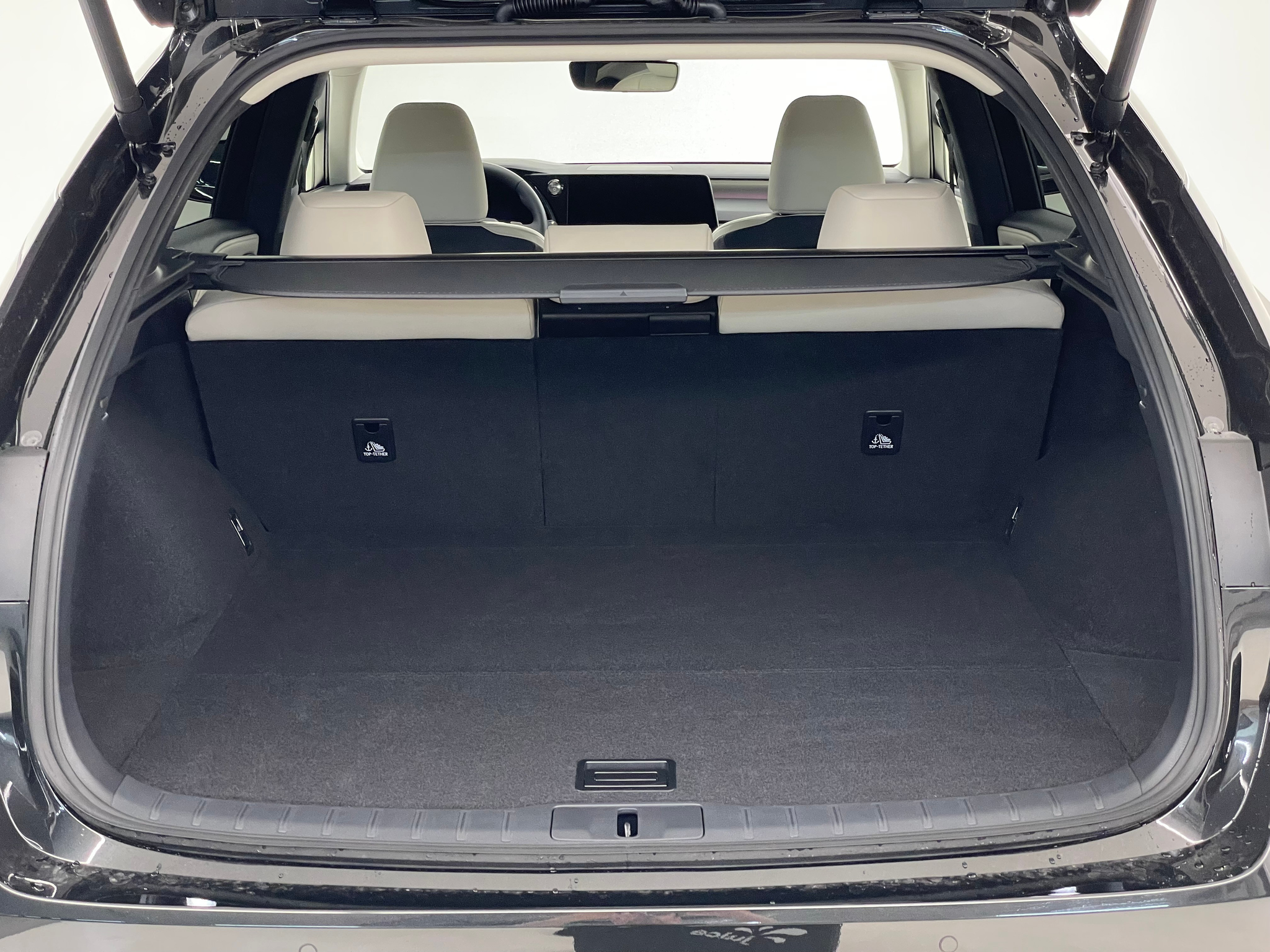 listing desktop thumbnail image 10