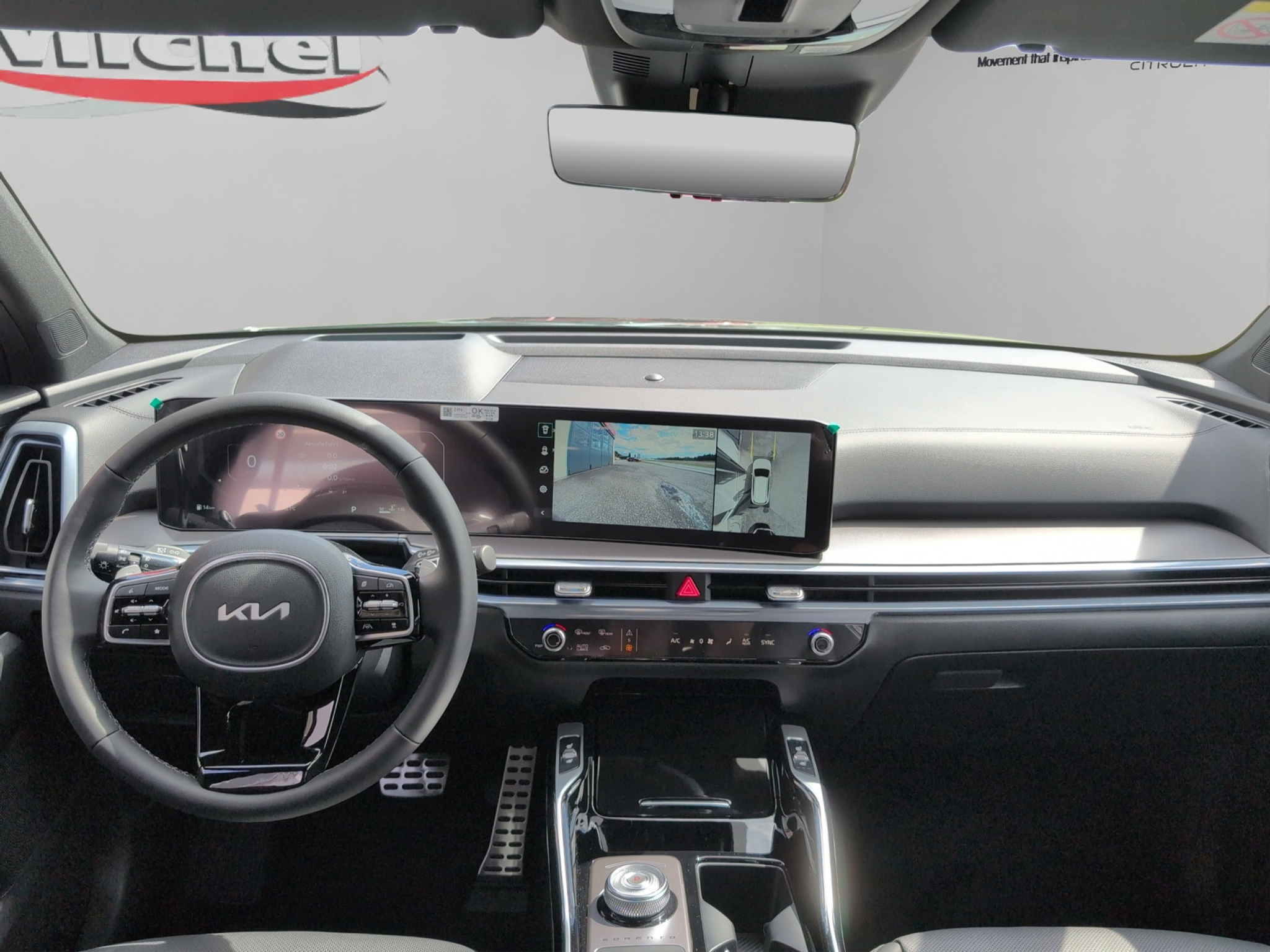 listing desktop thumbnail image 10