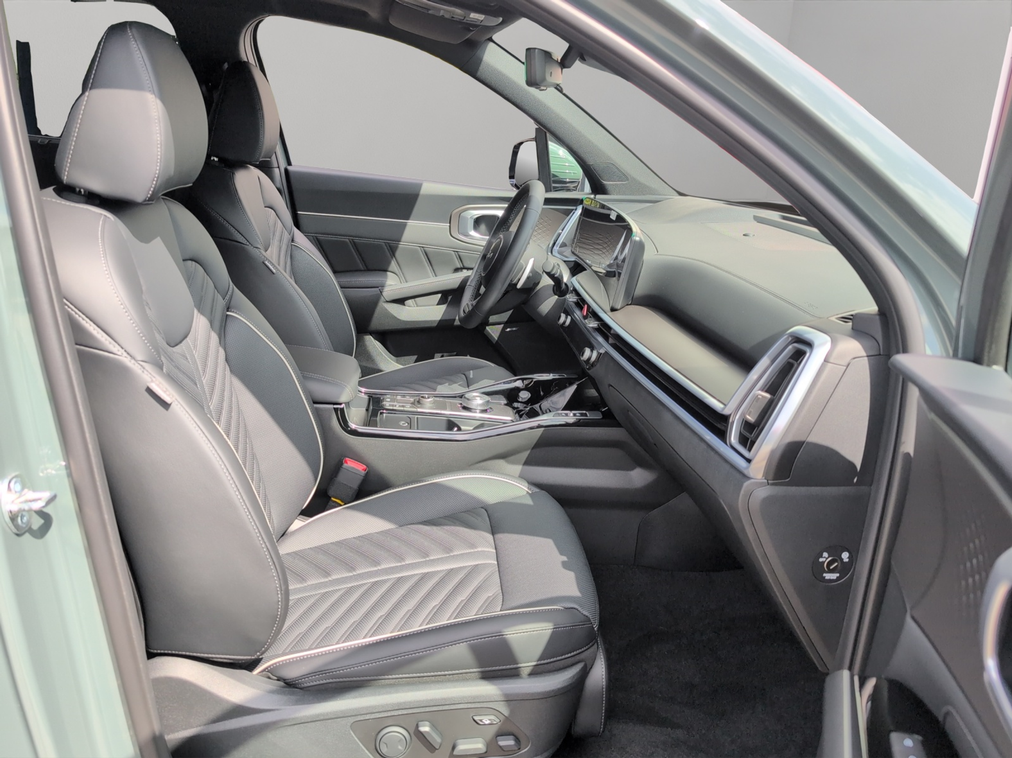 listing desktop thumbnail image 9