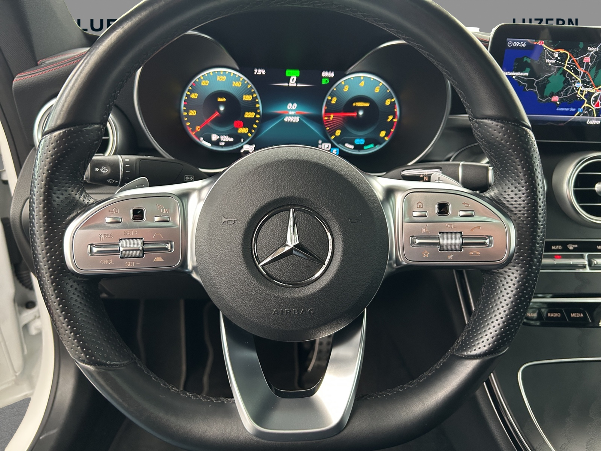 listing desktop thumbnail image 11