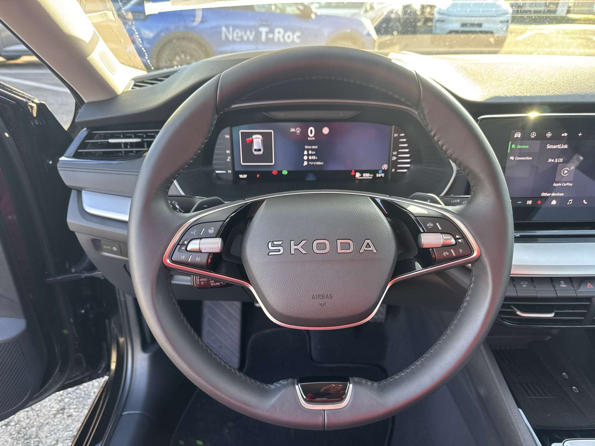 listing desktop thumbnail image 15