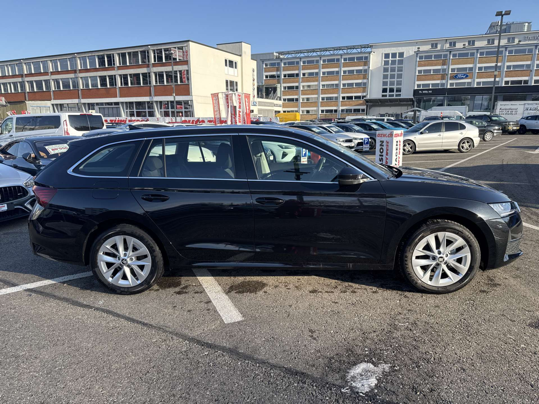 listing desktop thumbnail image 10