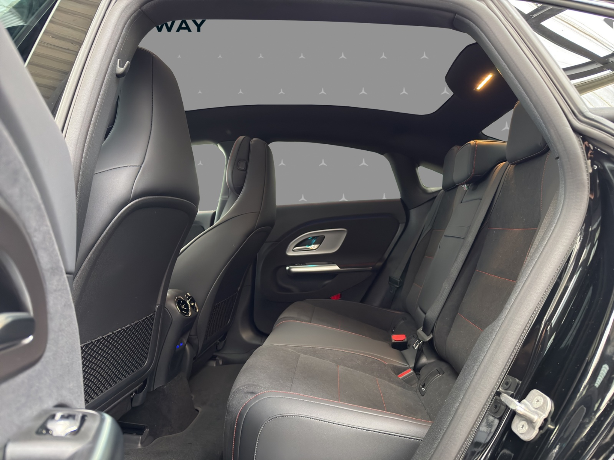 listing desktop thumbnail image 14