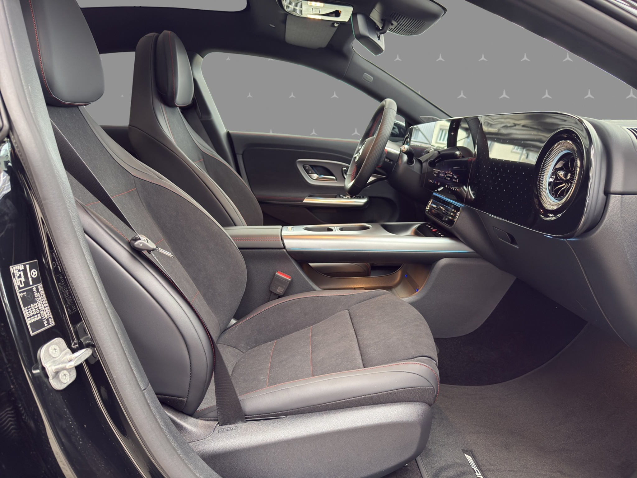 listing desktop thumbnail image 15