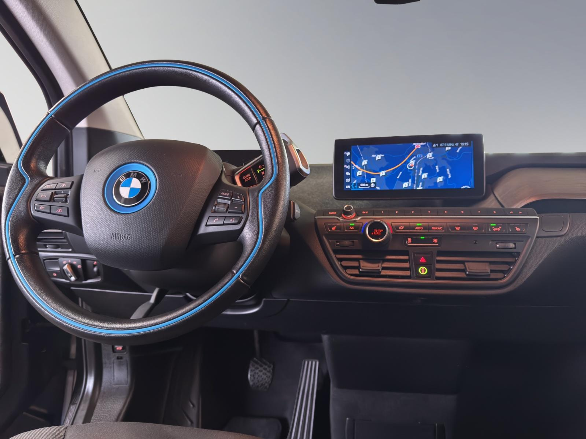 listing desktop thumbnail image 9